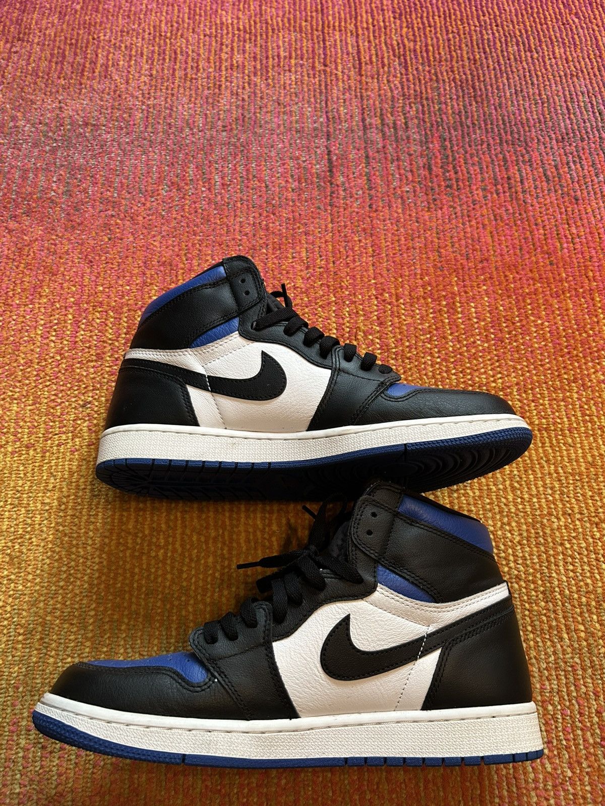 Jordan Brand JORDAN 1 OG ROYAL TOE Size US 10 / EU 43 - 2 Thumbnail