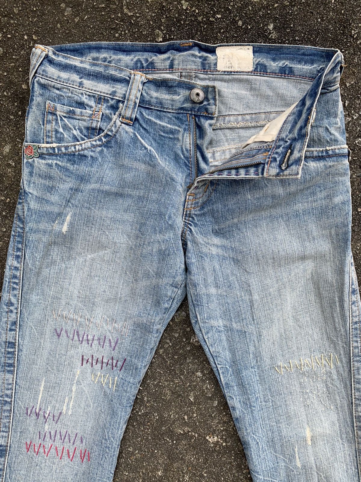 Beauty Beast × If Six Was Nine Distressed Antgauge Embroidered Denim Pants Size US 30 / EU 46 - 18 Thumbnail