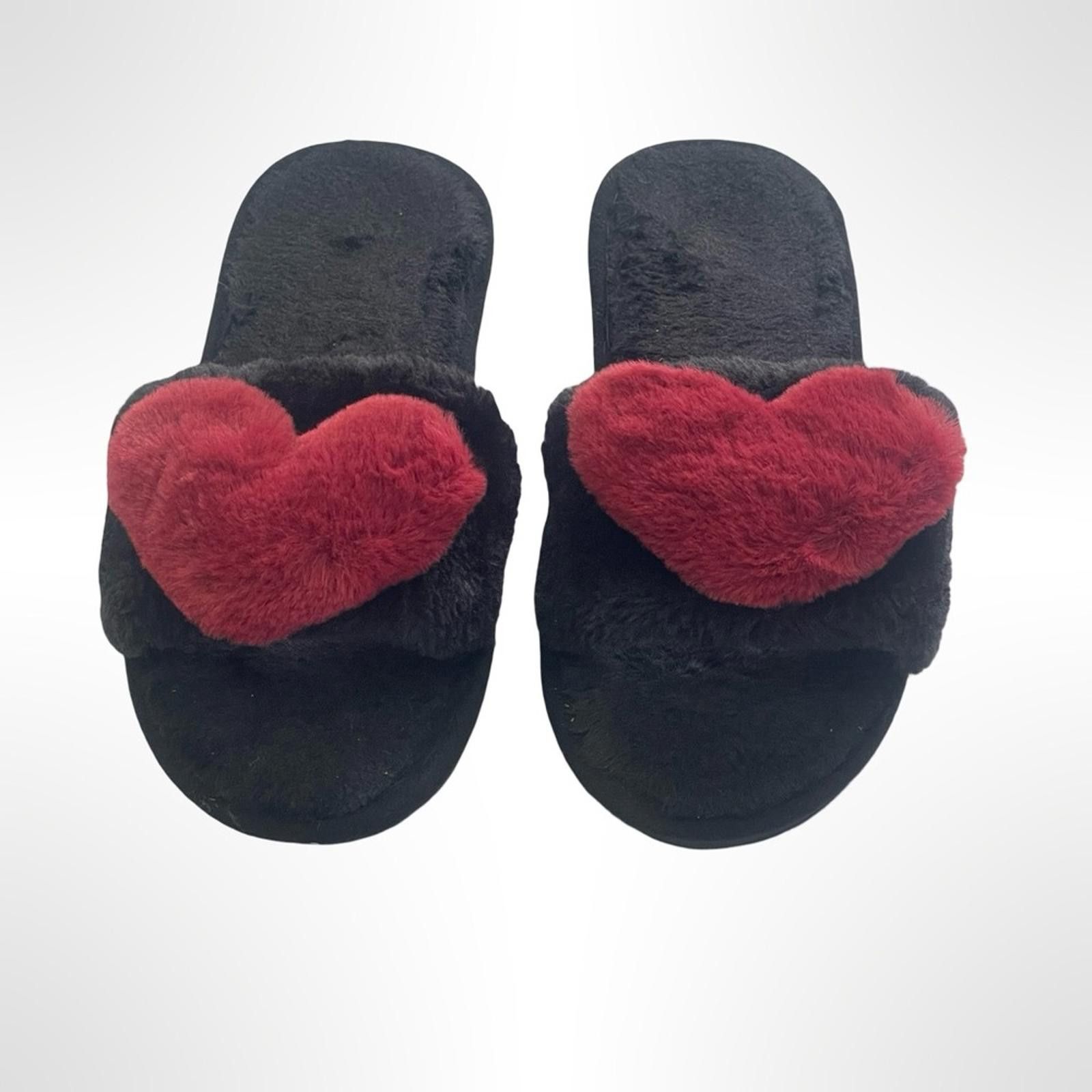 NBDN Nobrandedon Black Slippers with Red Heart Accents size 40-41 Size US 7 / IT 37 - 2 Thumbnail