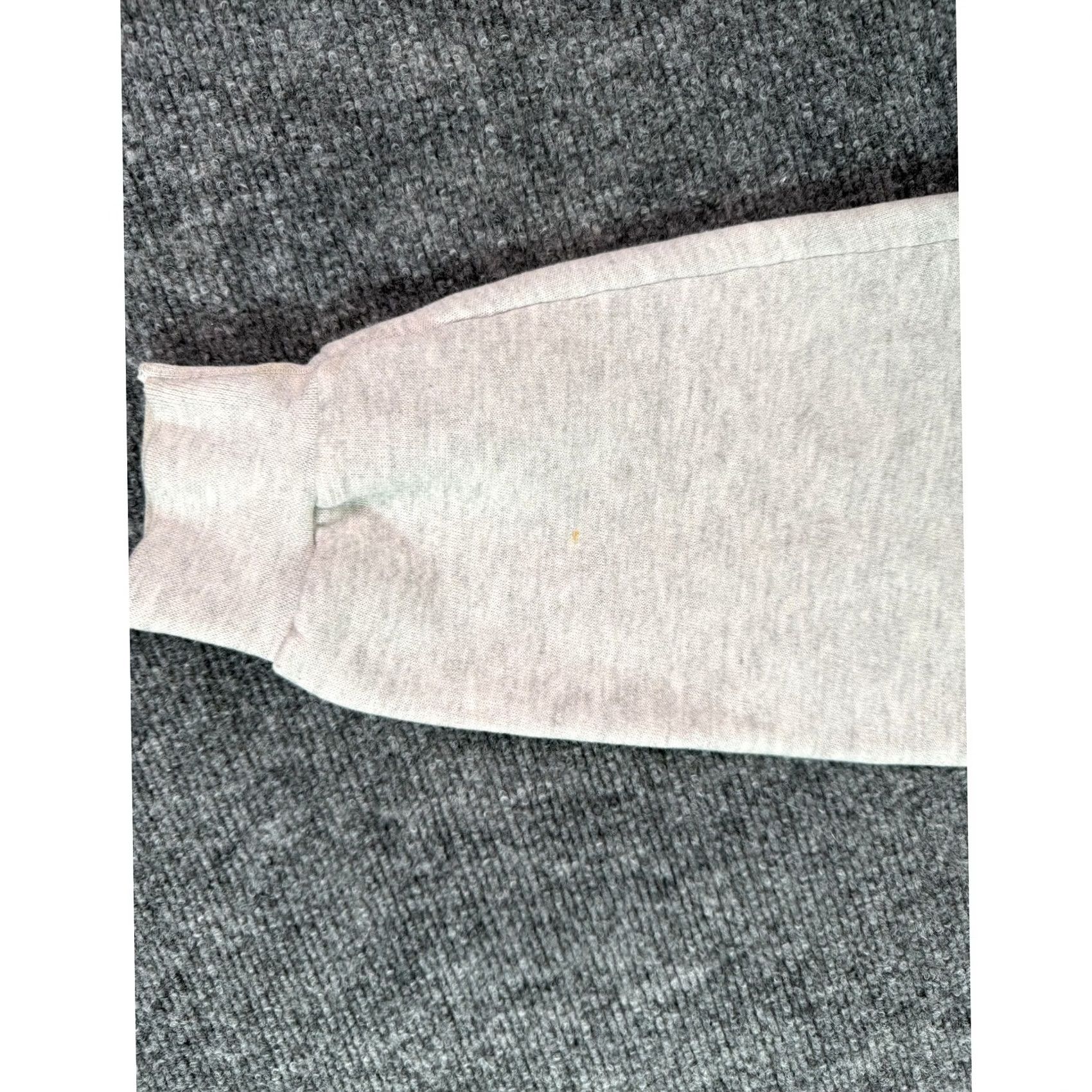 Vintage VINTAGE Roanoke Rapids North Carolina Sweatshirt Mens XL Gray Reverse Weave Size US XL / EU 56 / 4 - 7 Thumbnail