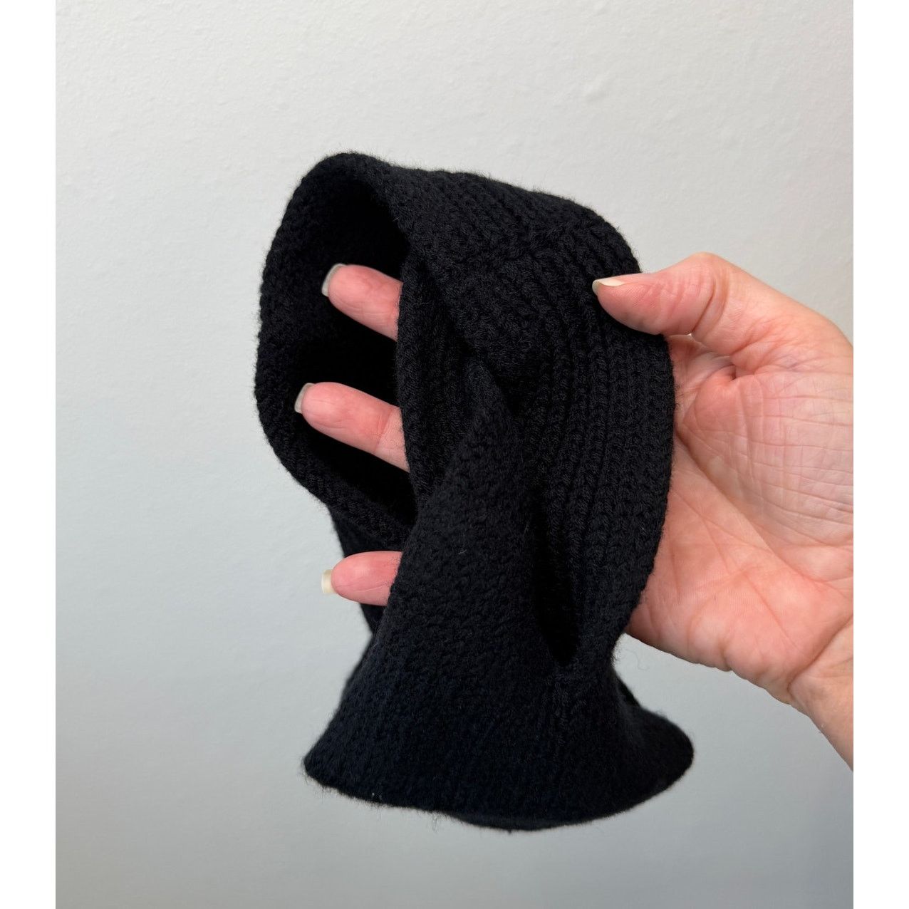Lululemon Lululemon Twisted Bliss Earwarmer Black One Size Size ONE SIZE - 5 Thumbnail
