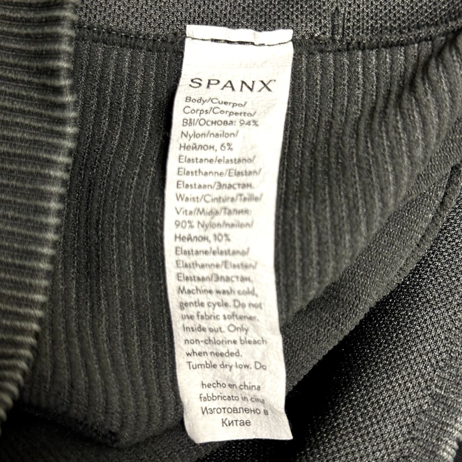 Spanx SPANX Soft Stretch Seamless Leggings High Rise Rib Black S Size 28" / US 6 / IT 42 - 3 Thumbnail