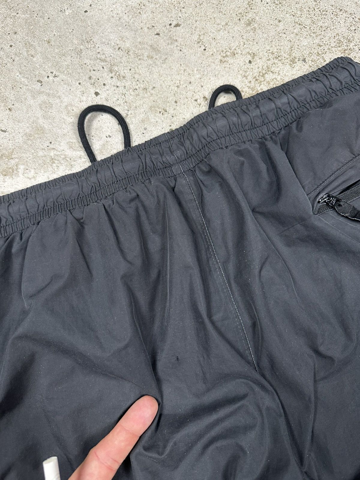 Nike Vintage Y2K Nike SB Baggy Black Track Pants Swoosh Size US 34 / EU 50 - 16 Thumbnail