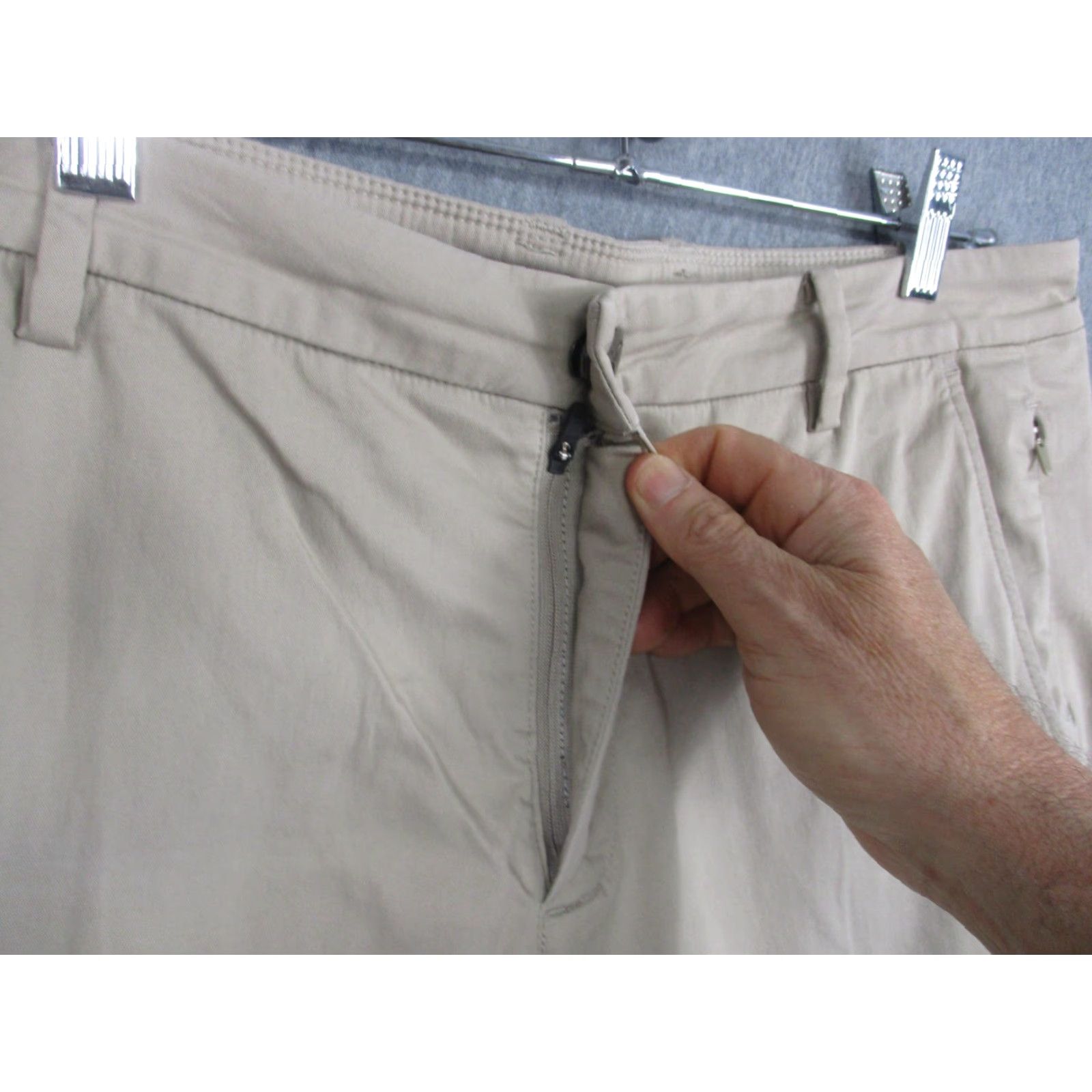 Vintage Birddogs Pants Mens 34x32 Beige Stretch Chino Golf Casual Zip Pockets Flat Front Logo Zip Front pockets Mens Size US 34 / EU 50 - 7 Thumbnail