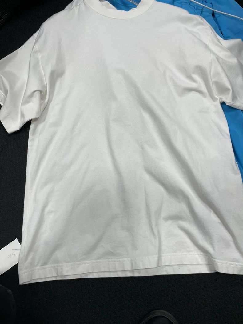 Balenciaga Balenciaga New back bat logo white short sleeve Size US S / EU 44-46 / 1 - 2 Thumbnail