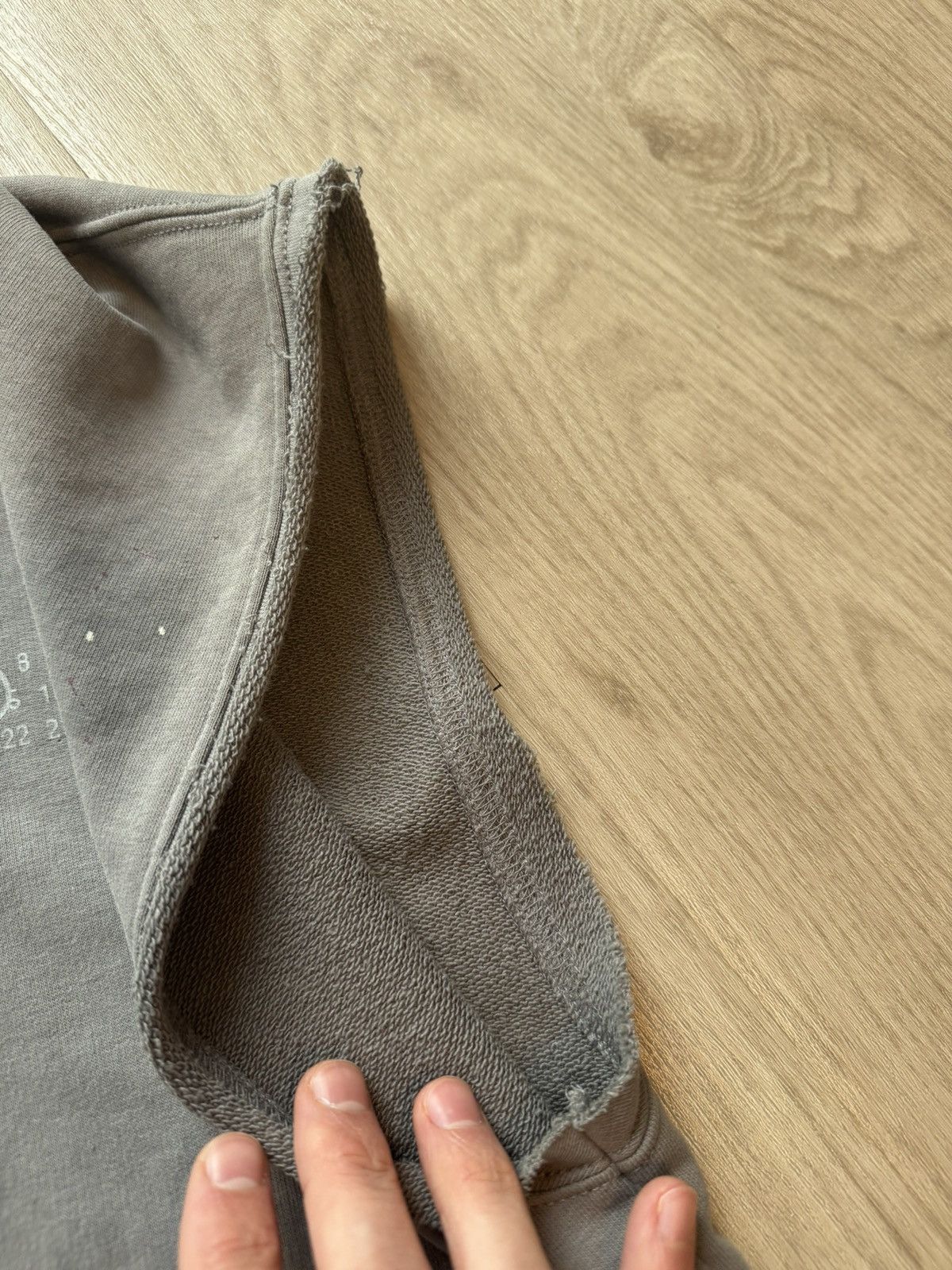 Maison Margiela Maison Margiela Paint-Splatter Sleeveless Zip Hoodie Size US L / EU 52-54 / 3 - 9 Thumbnail