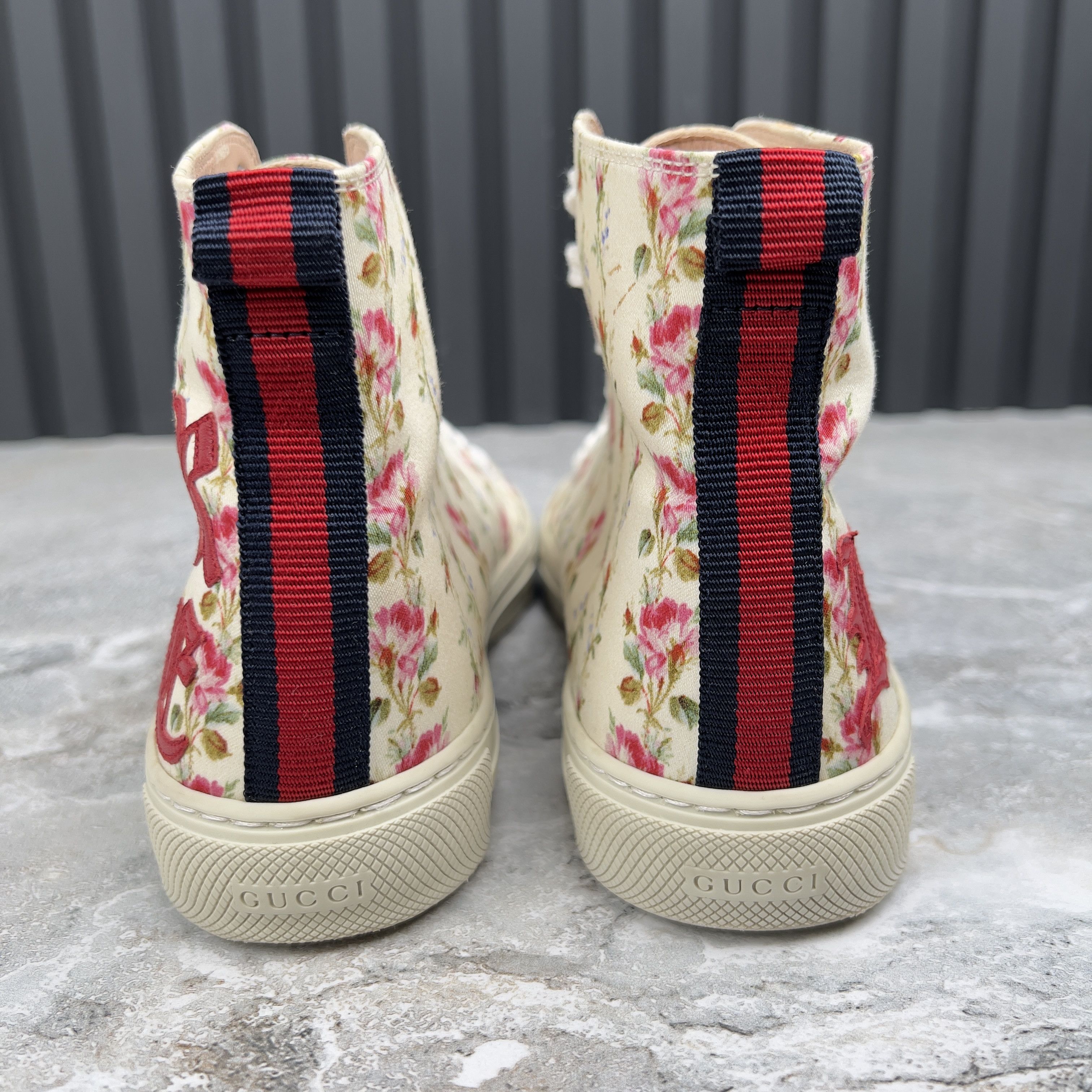 Gucci Major Blind for Love Floral Print Sneakers Fabric 36.5 EUR Size US 6.5 / IT 36.5 - 9 Thumbnail