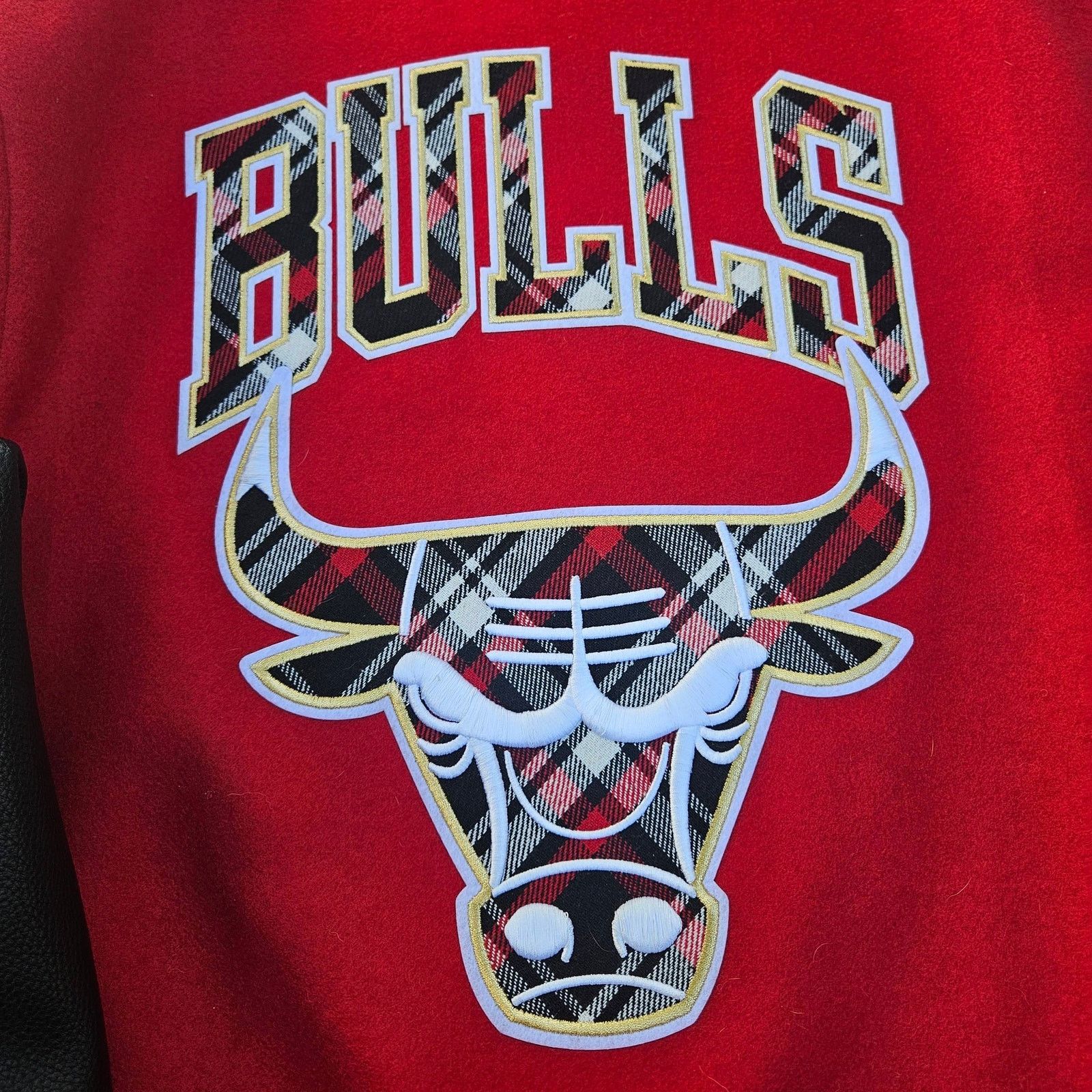 Pro Standard Pro Standard Chicago Bulls Pro Varsity Jacket Red Black XXL Size US XXL / EU 58 / 5 - 9 Thumbnail