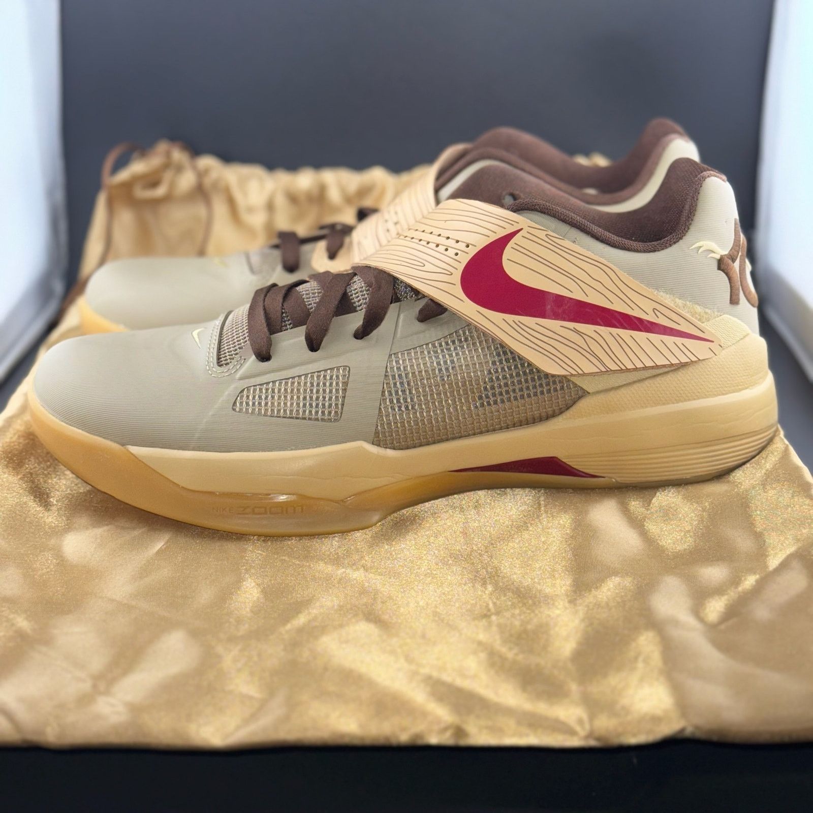 Nike Nike KD 4 Year of the Dragon 2.0 Size US 9.5 / EU 42-43 - 2 Thumbnail
