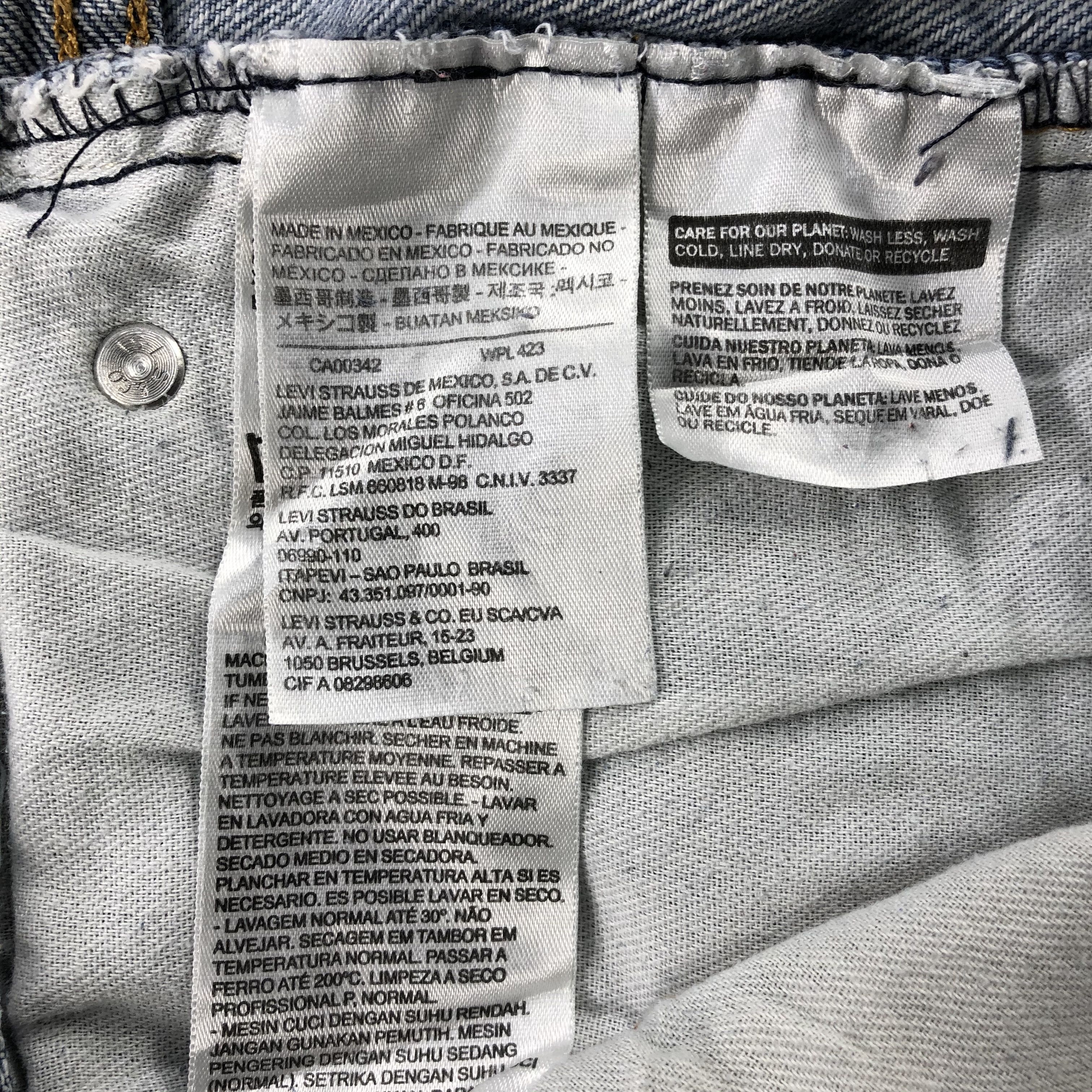 Levi's × Vintage Vintage Light Wash Levis 505 Jeans-JM1887 Size US 35 - 9 Thumbnail