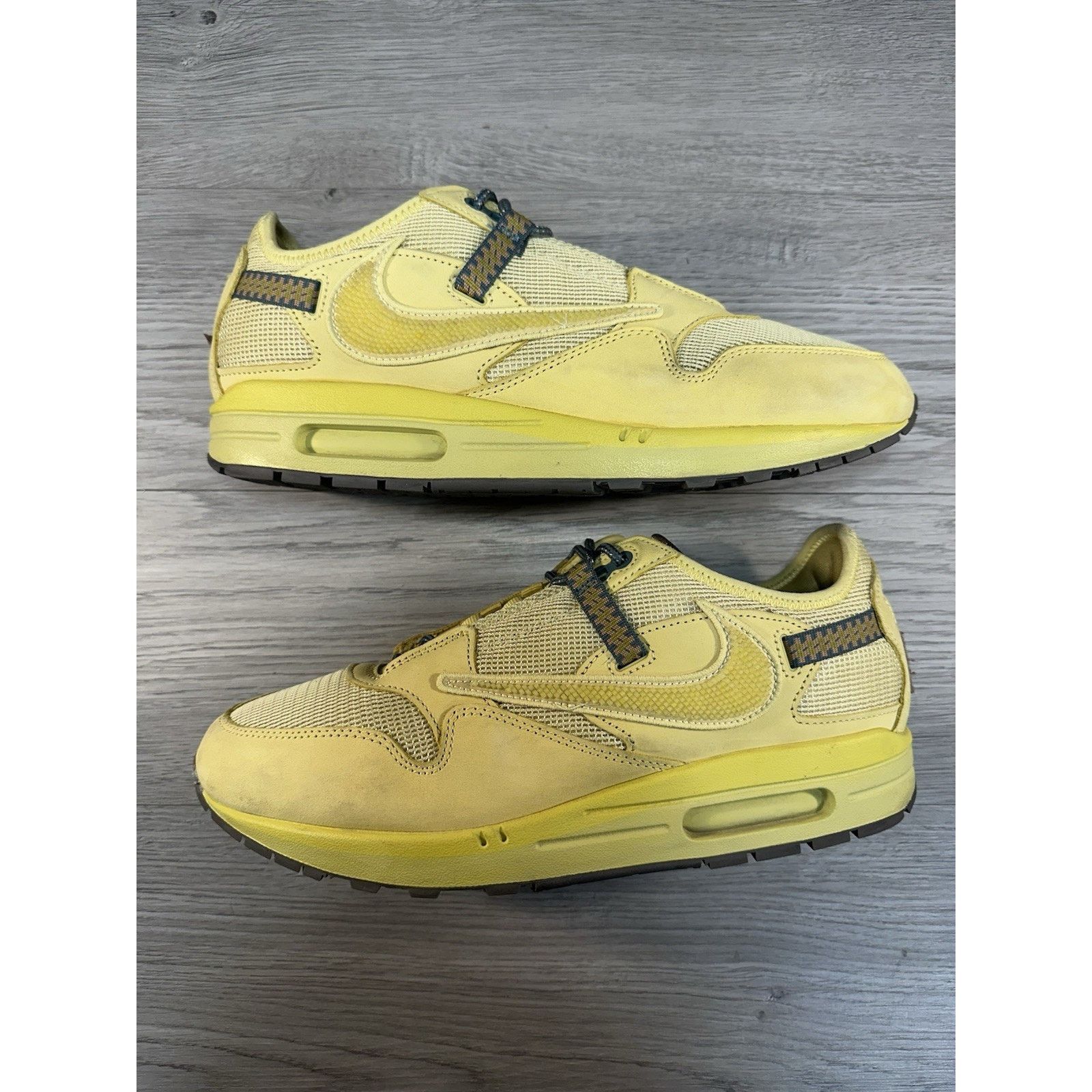 Nike Nike Air Max 1 x Travis Scott Saturn Gold - Size 11 Size US 11 / EU 44 - 2 Thumbnail
