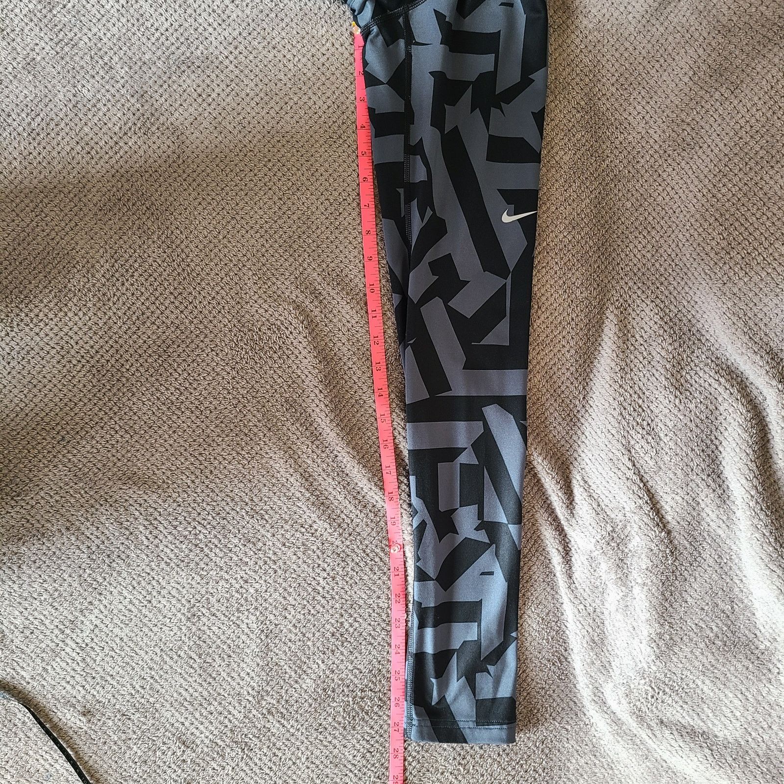 Nike Nike Pro Combat Women's L Graphic Leggings Black/Gray Size 25" / US 0 / IT 36 - 4 Thumbnail