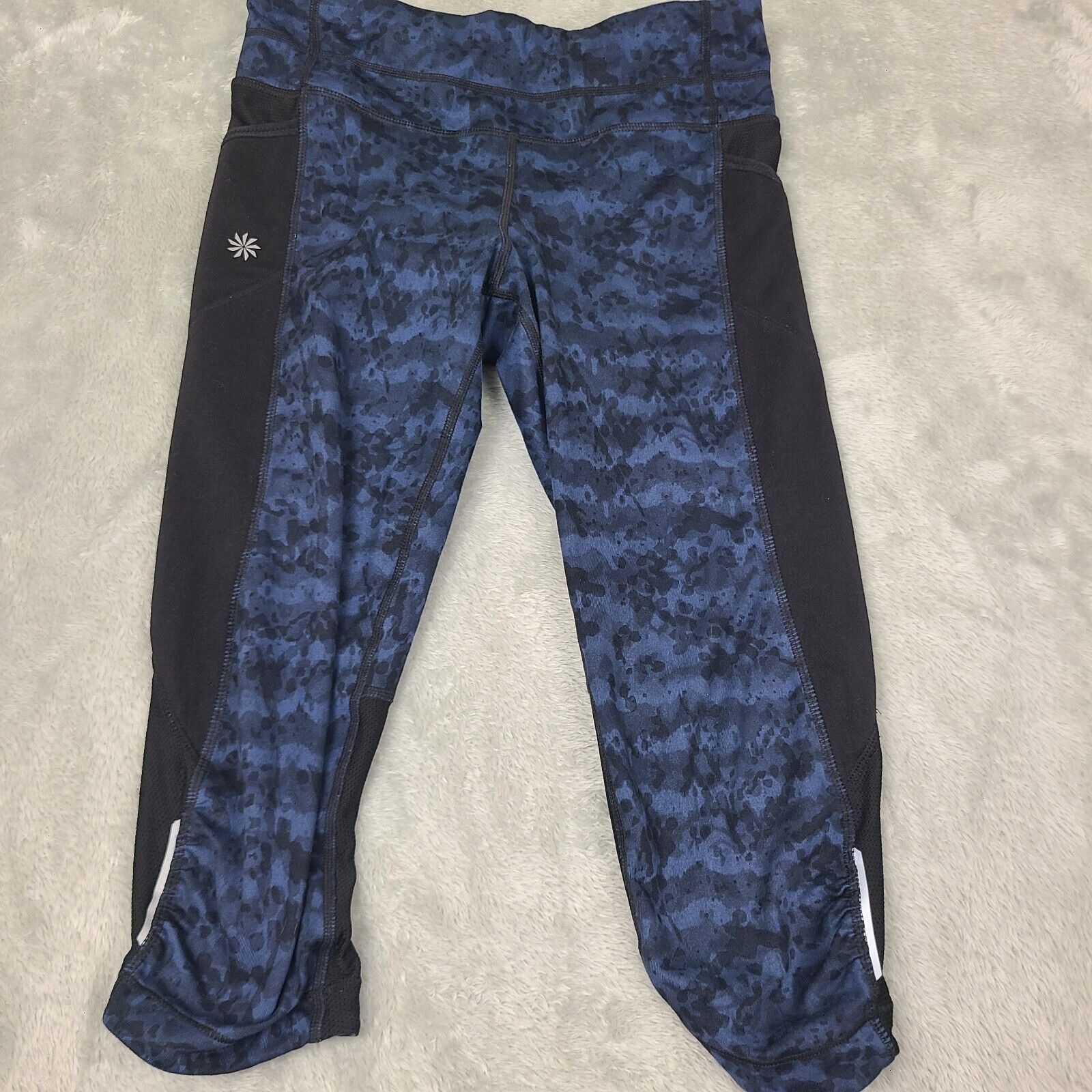 Athleta Athleta Blue Dapple Be Free Knicker Tight Yoga Fitness Pant Size 27" / US 4 / IT 40 - 1 Thumbnail