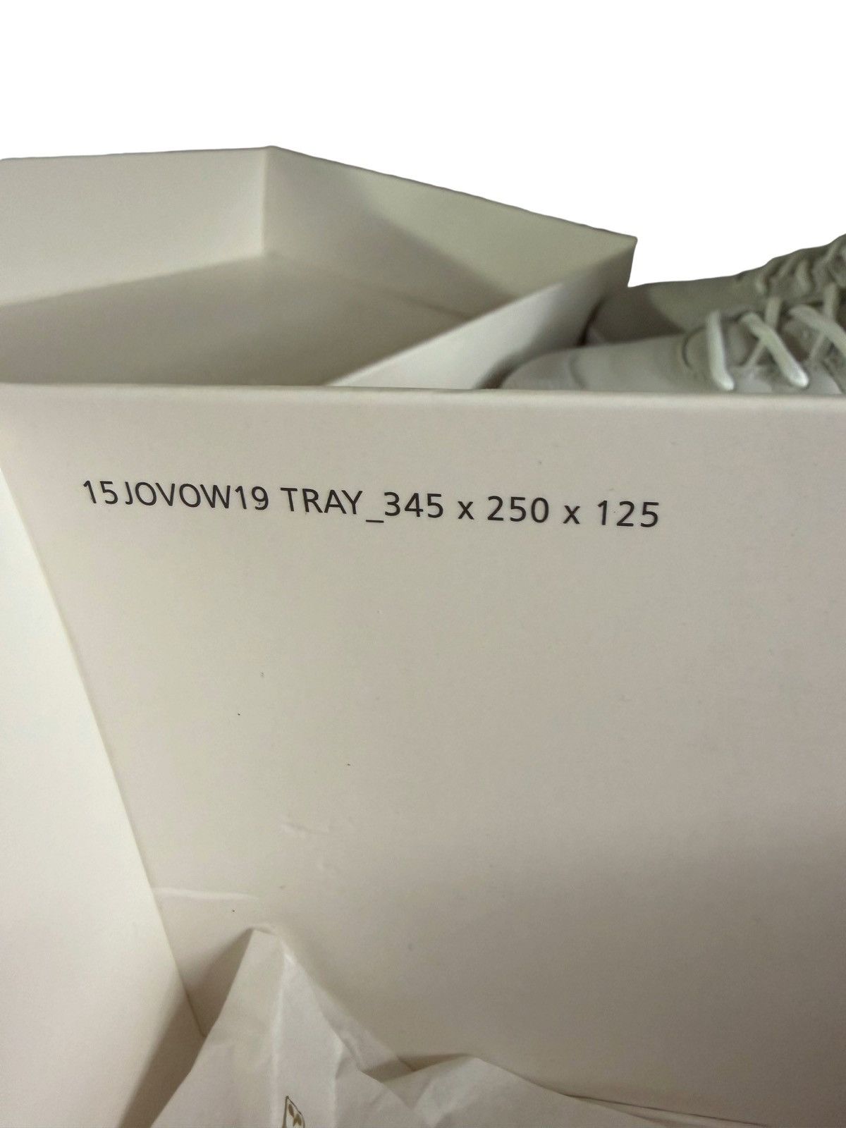 Jordan Brand × October's Very Own Air Jordan 12 OVO White Gold DS Size 12 OG Box Size US 12 / EU 45 - 11 Thumbnail