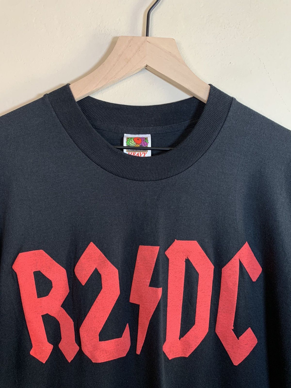 Vintage *RARE* Vintage R2/DC R2D2 AC/DC Parody Puff Print Shirt Size US XL / EU 56 / 4 - 2 Thumbnail