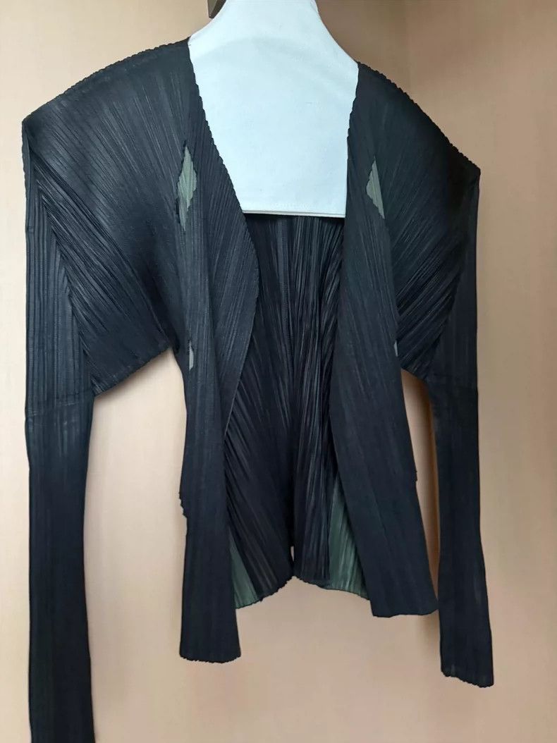 Issey Miyake Issey Miyake size:3 Diamond-shaped double-layered cardigan Size XS / US 0-2 / IT 36-38 - 1 Thumbnail