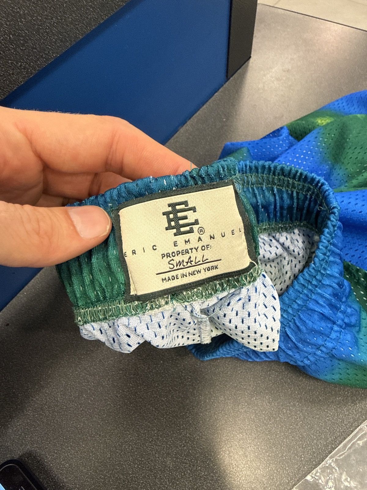 Eric Emanuel Eric Emanuel Stripe Shorts Blue Green Small Size US 30 / EU 46 - 3 Thumbnail