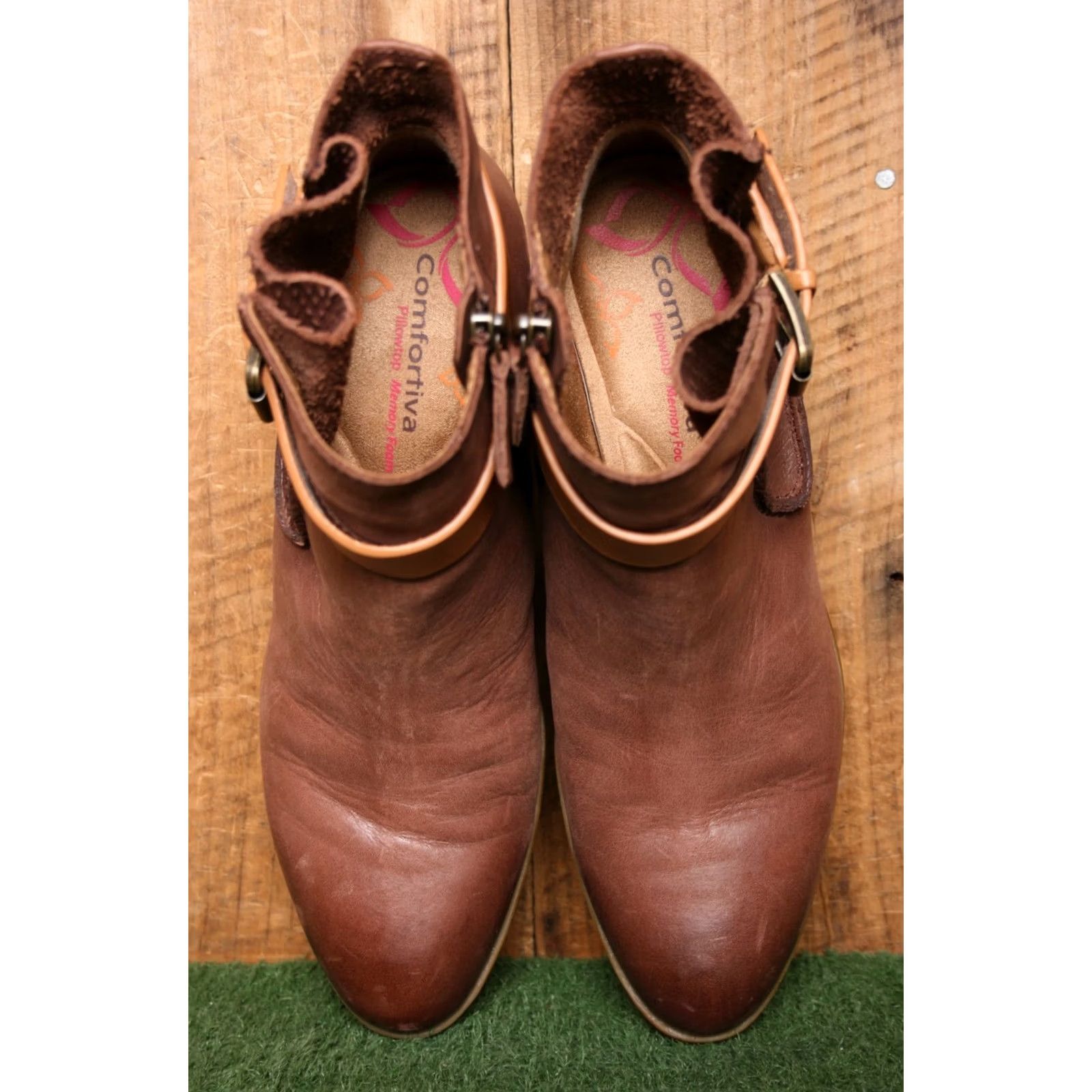 Vintage VINTAGE COMFORTIVA Karen Brown Leather Side Zip Buckle Strap Ankle Boots 9.5 M Women Bootie Size US 10 / IT 40 - 4 Thumbnail