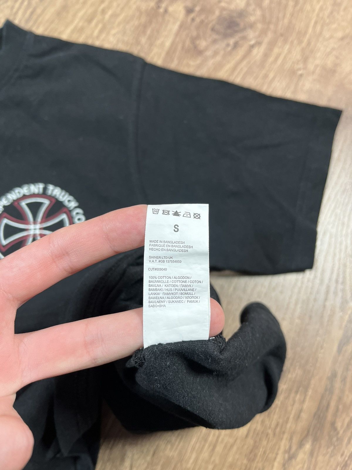 Independent Truck Co. Vintage Independent Skateboard 🛹 Big Logo Shirt Size US S / EU 44-46 / 1 - 7 Thumbnail
