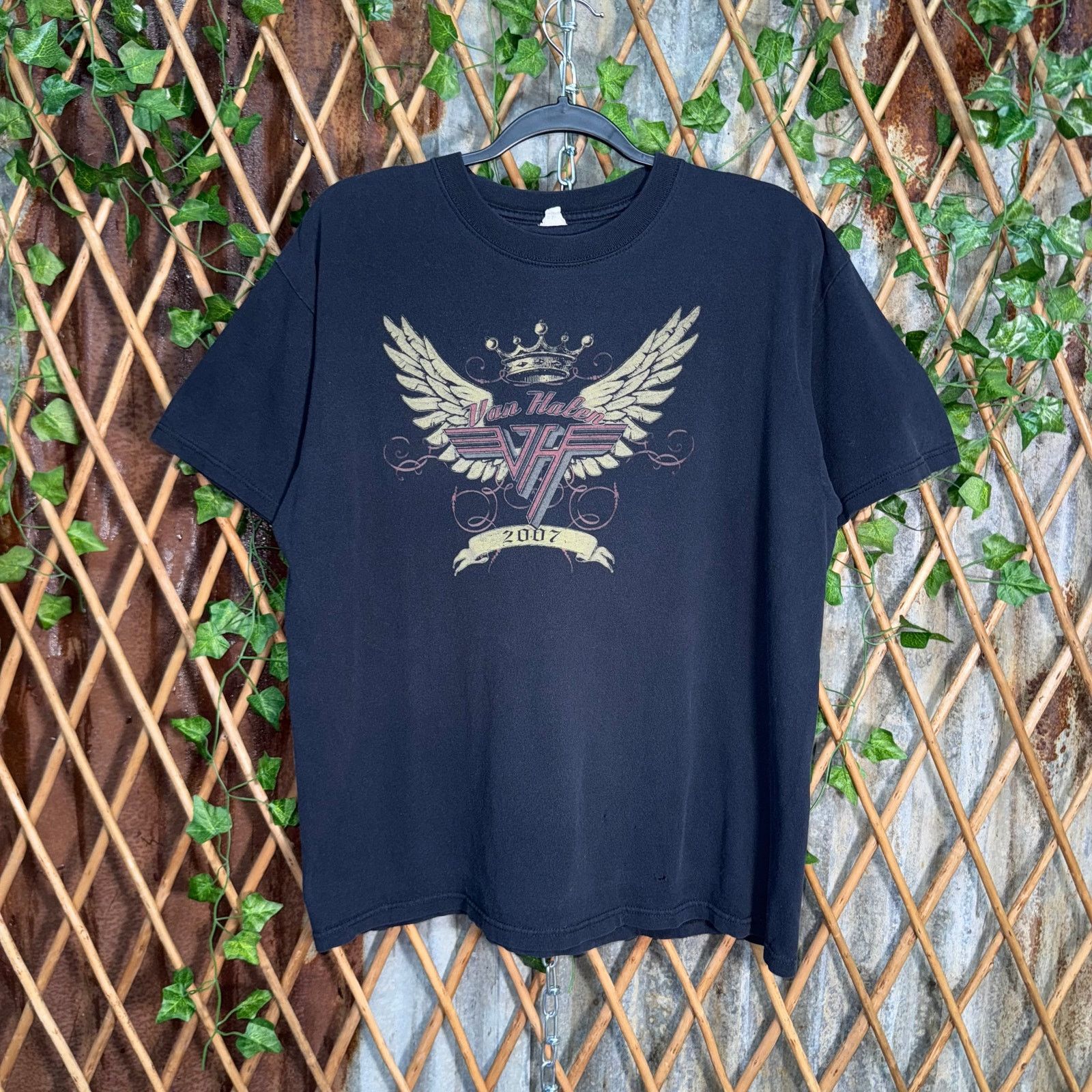 Anvil Vintage Y2K Van Halen Angel wing 00s rock band tour t-shirt Size US L / EU 52-54 / 3 - 1 Thumbnail