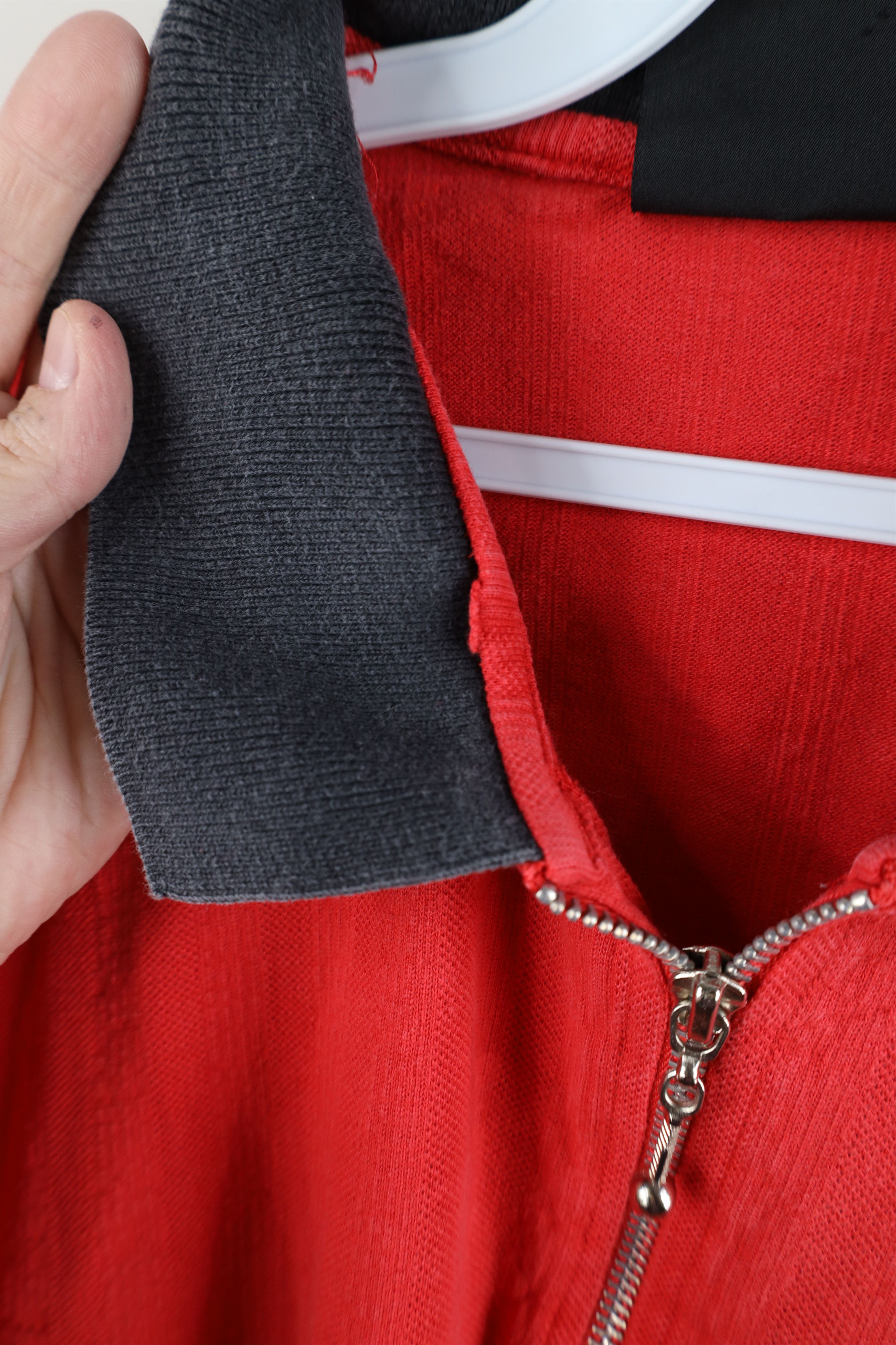 Vintage Vintage 90s Detroit Red Wings Hockey Half Zip Polo Shirt Red Size US XL / EU 56 / 4 - 10 Thumbnail