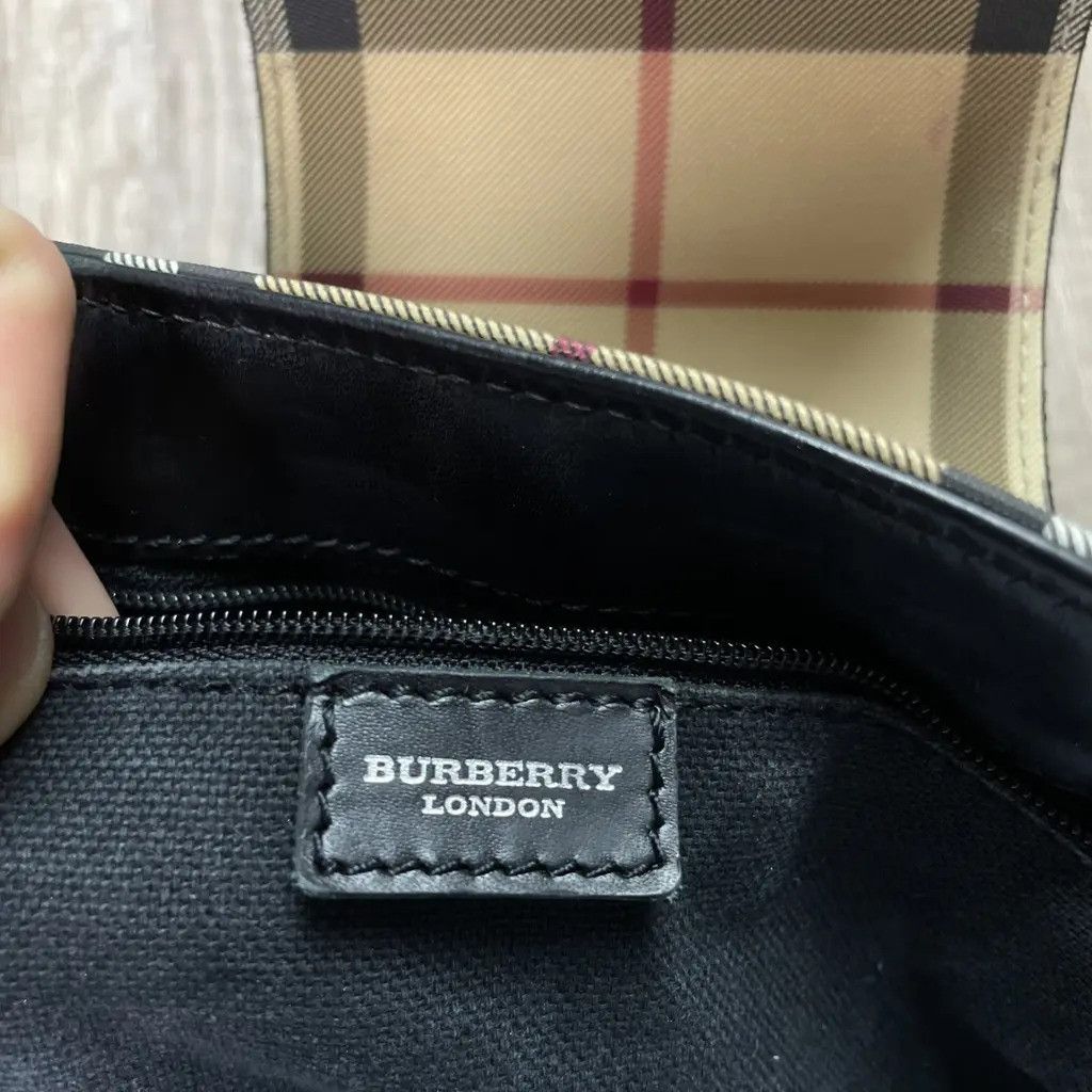 Burberry Burberry Full pattern Handbag Measurements: 45x23x10cm Size ONE SIZE - 8 Thumbnail