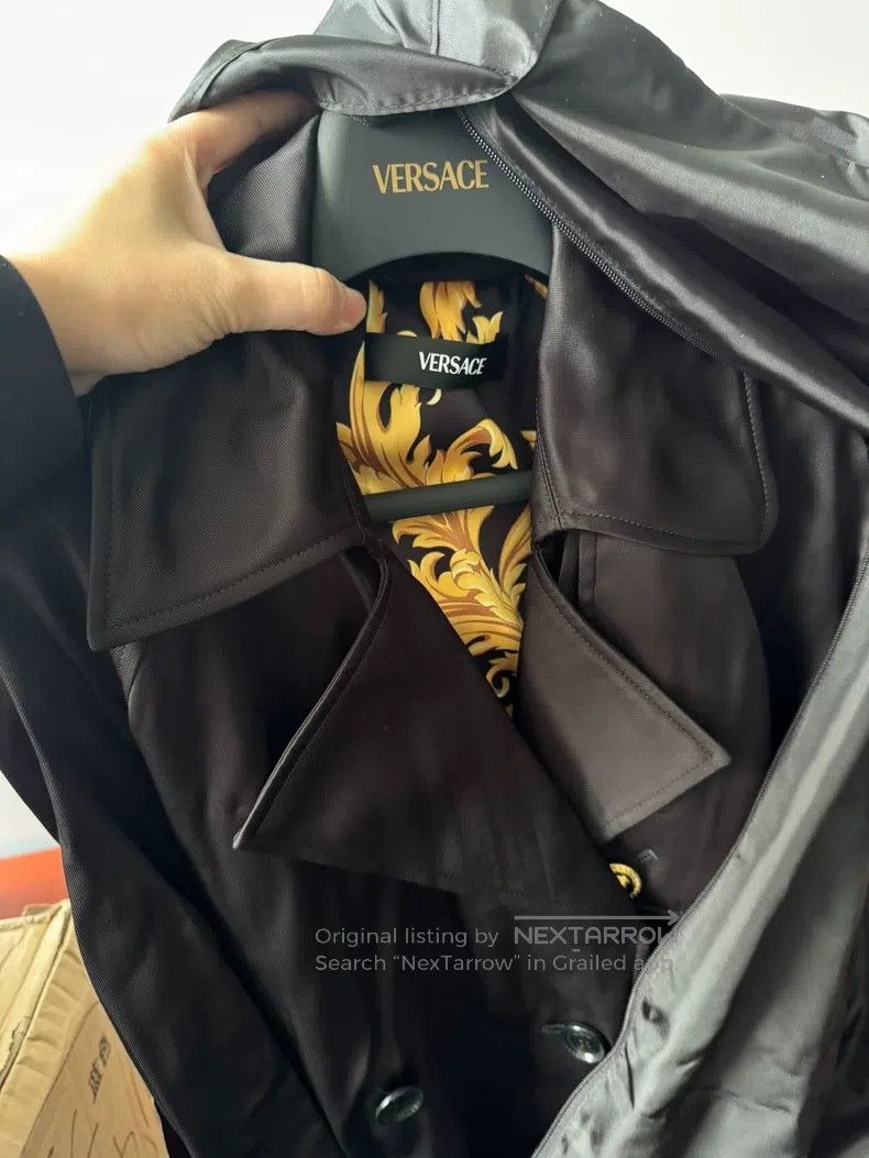 Versace Versace Black trench coat Size M / US 6-8 / IT 42-44 - 1 Thumbnail