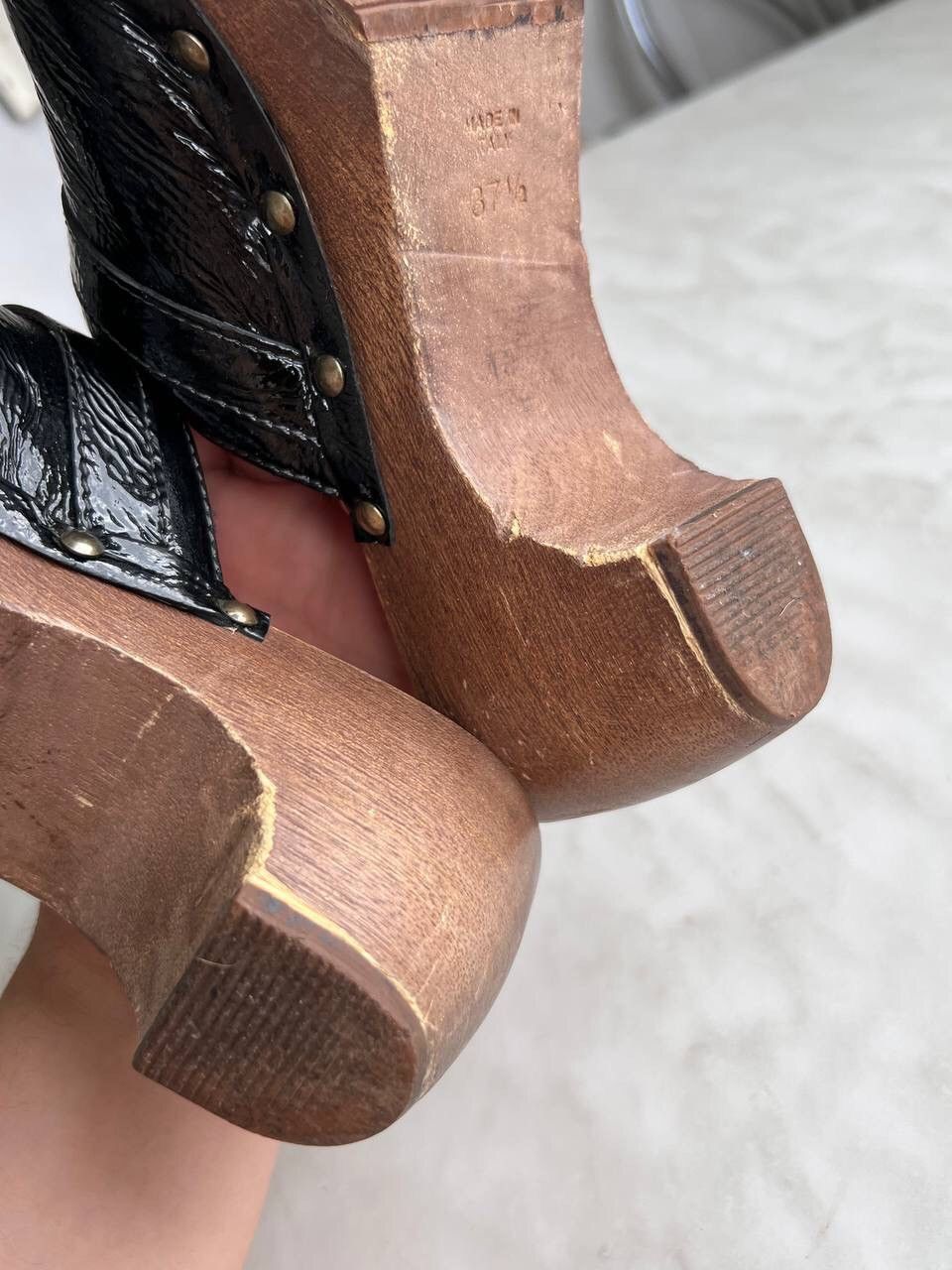 Dolce & Gabbana Dolce & Gabbana Clogs 90s/00s Vintage Sandals Woods Learher Size US 7.5 / IT 37.5 - 13 Thumbnail