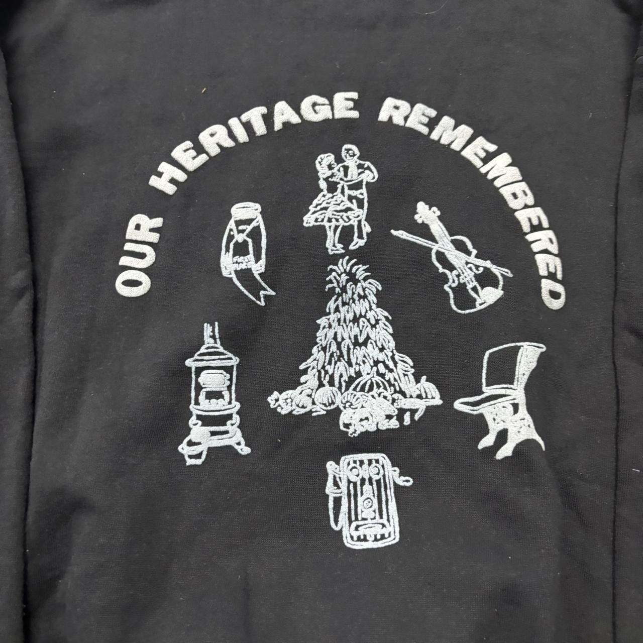 Japanese Brand × Vintage Crazy Vintage 90s Faded Black Streetwear Lodge Graphic Crewneck! Size US L / EU 52-54 / 3 - 7 Thumbnail