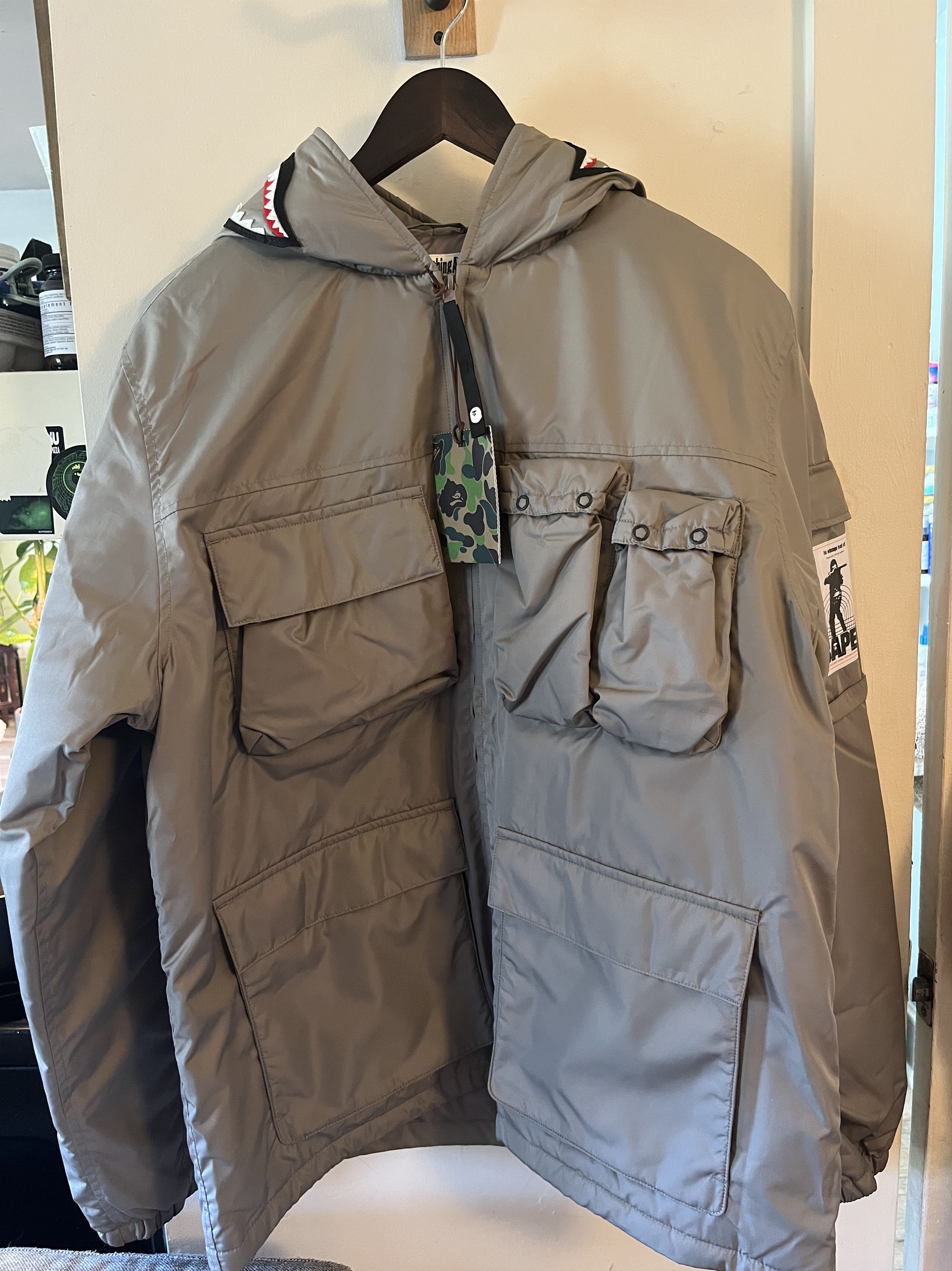 Bape Multi Pocket Shark Hoodie Jacket Size US L / EU 52-54 / 3 - 6 Thumbnail