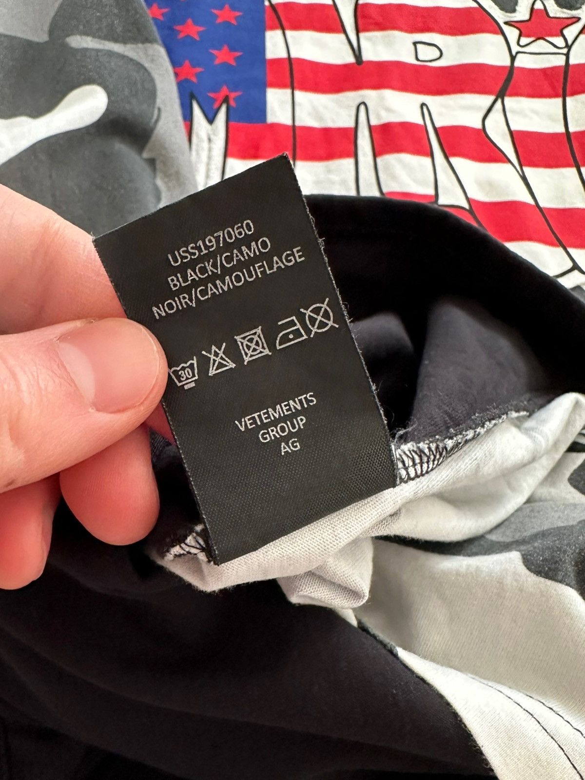 Vetements SS19 RARE Russia x America Camo Hybrid Shirt Size US S / EU 44-46 / 1 - 9 Thumbnail