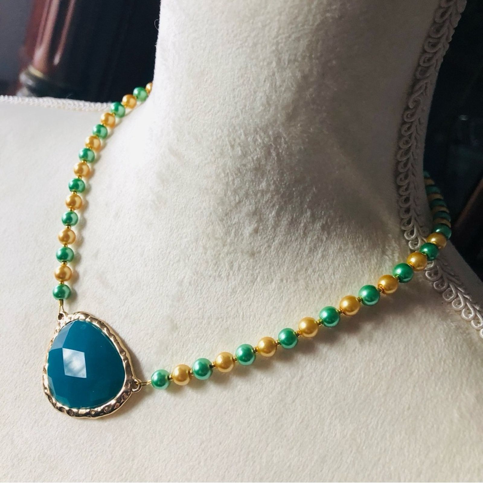 Handmade Handcrafted repurpose teal green dome glass Pearl necklace Size ONE SIZE - 4 Thumbnail