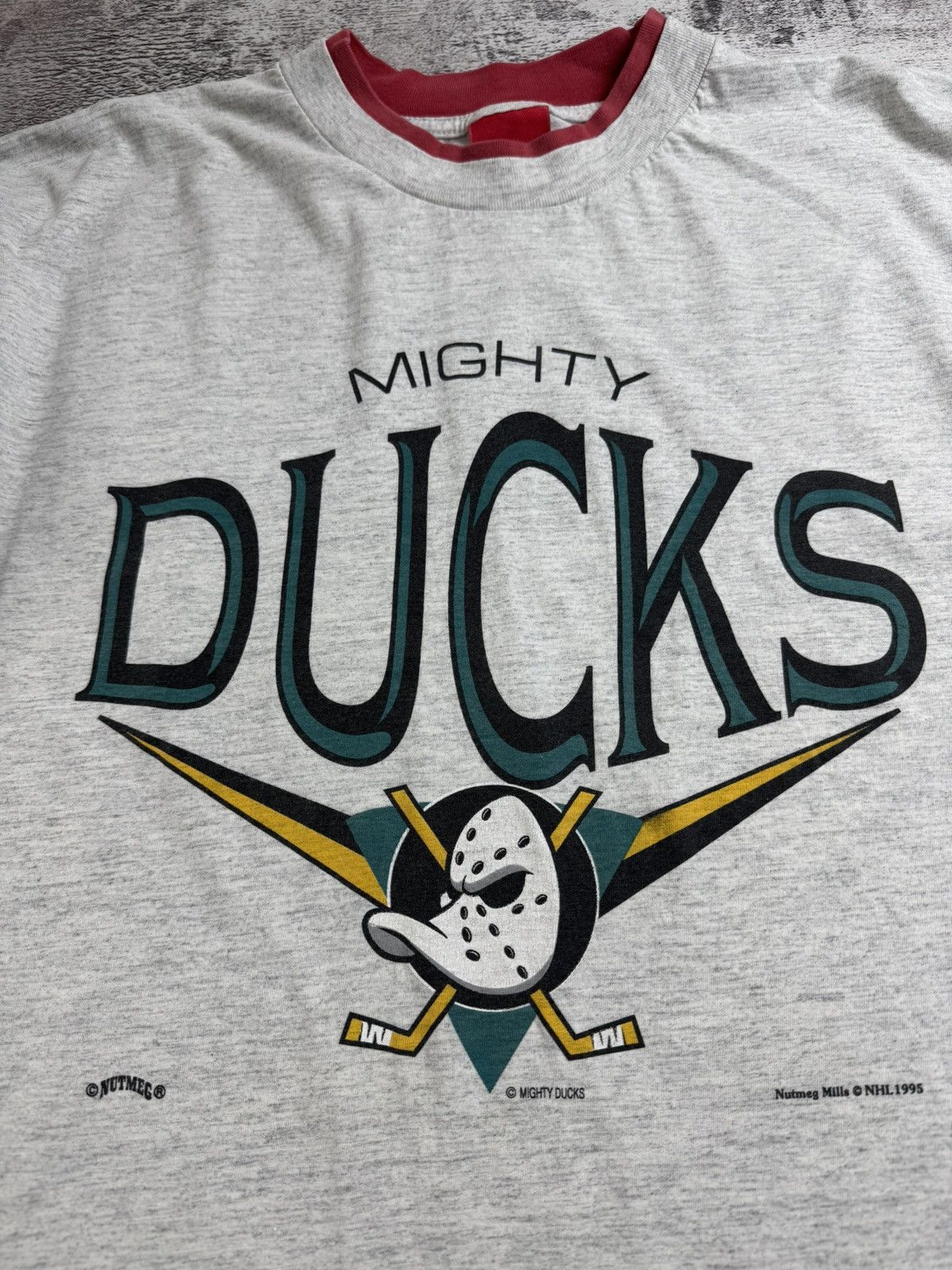 NHL Mighty Ducks 1995 NHL Hockey Kick Nutmeg Vintage Men’s Cotton T Shirt Tee Jersey Size US XL / EU 56 / 4 - 6 Thumbnail