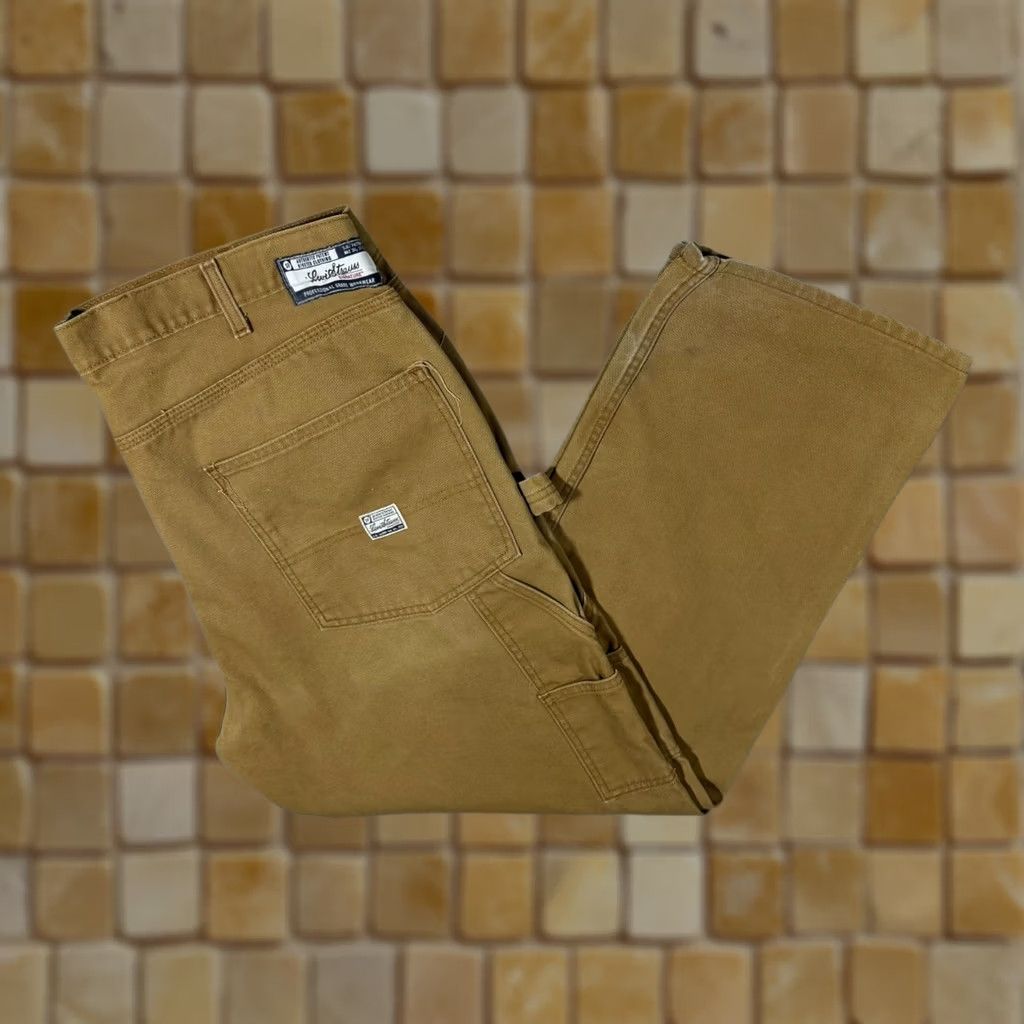 Levi's VINTAGE Levi's Workwear Fit Brown Heavy Cotton Carpenter Denim Jeans W42 L30 Mens Jeans Carpenter Denim Brown 42x30 10" Leg Rise 17" Zip Size US 42 / EU 58 - 1 Thumbnail