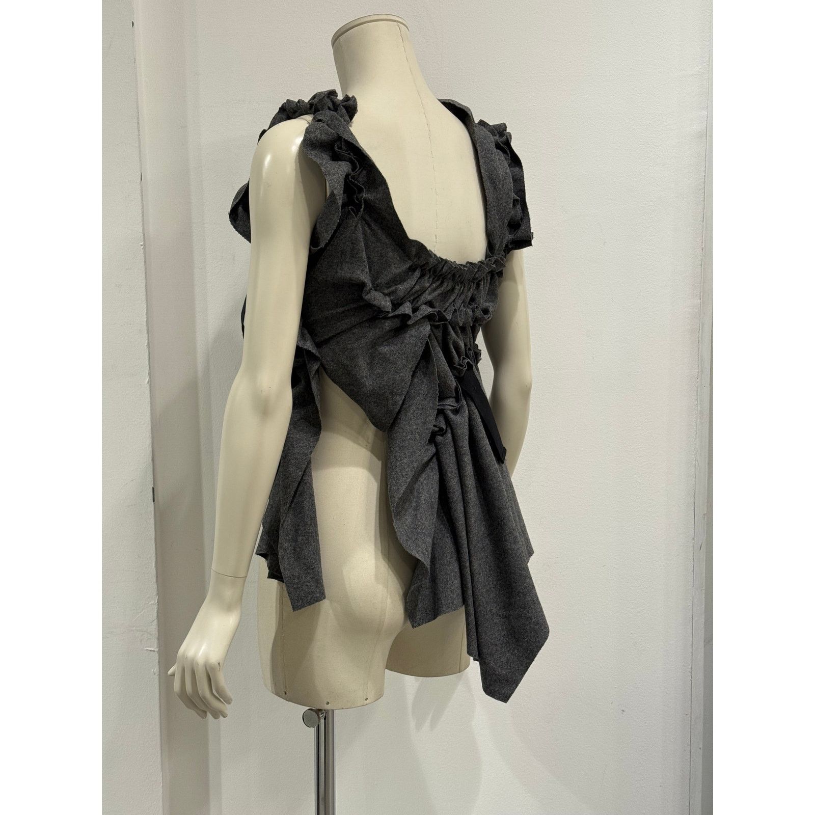 Comme des Garcons A/W2008 Comme des Garçons "tao" deconstructed top Size M / US 6-8 / IT 42-44 - 9 Thumbnail