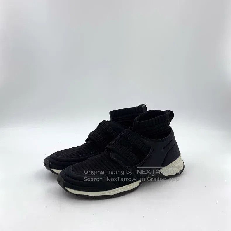 Chanel Chanel Black Lace-up Casual Flat Sneakers Size US 8.5 / IT 38.5 - 1 Thumbnail