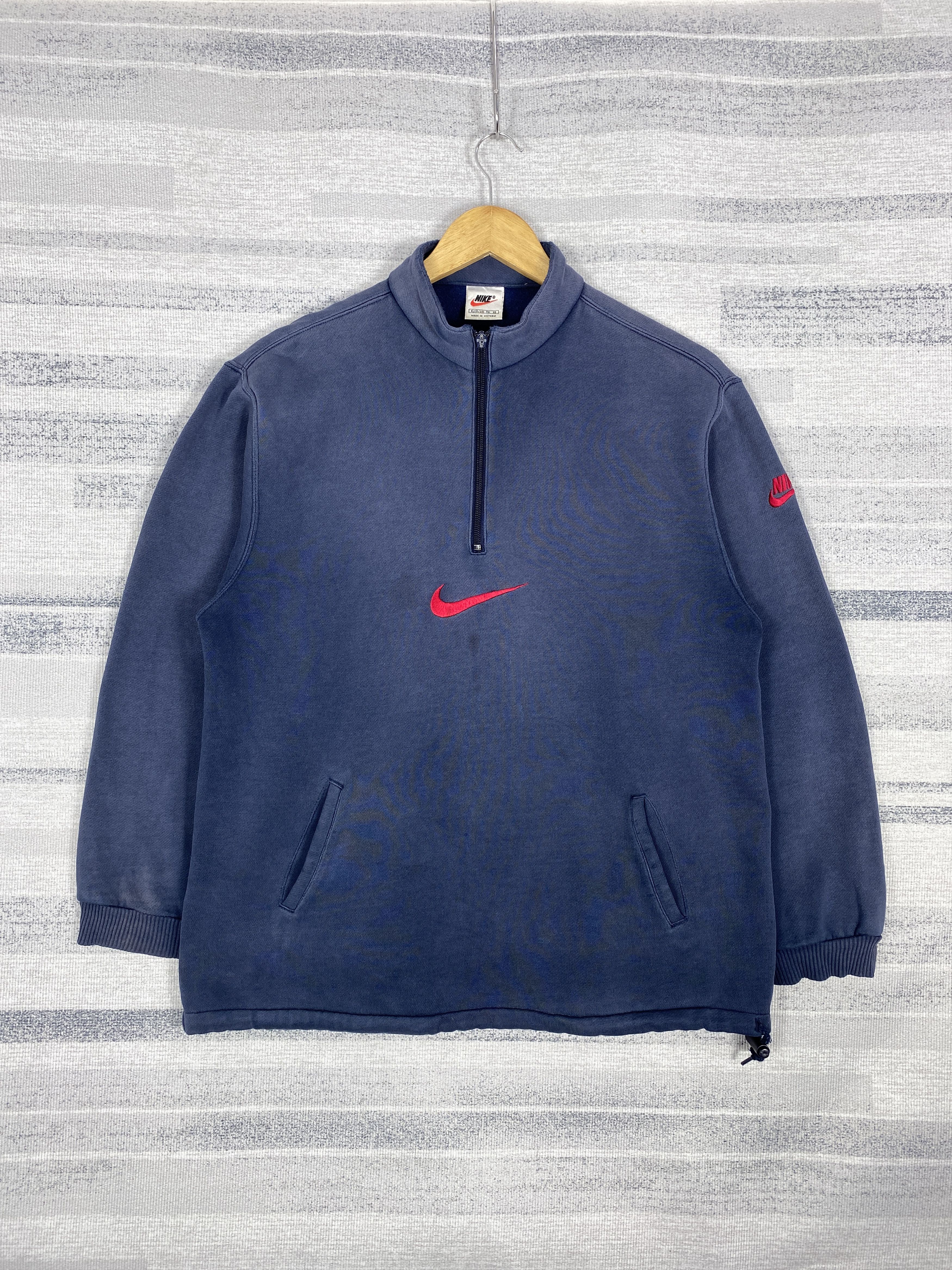 Nike × Vintage Vintage Nike Half Zipper Faded Sweatshirts Size US S / EU 44-46 / 1 - 1 Thumbnail