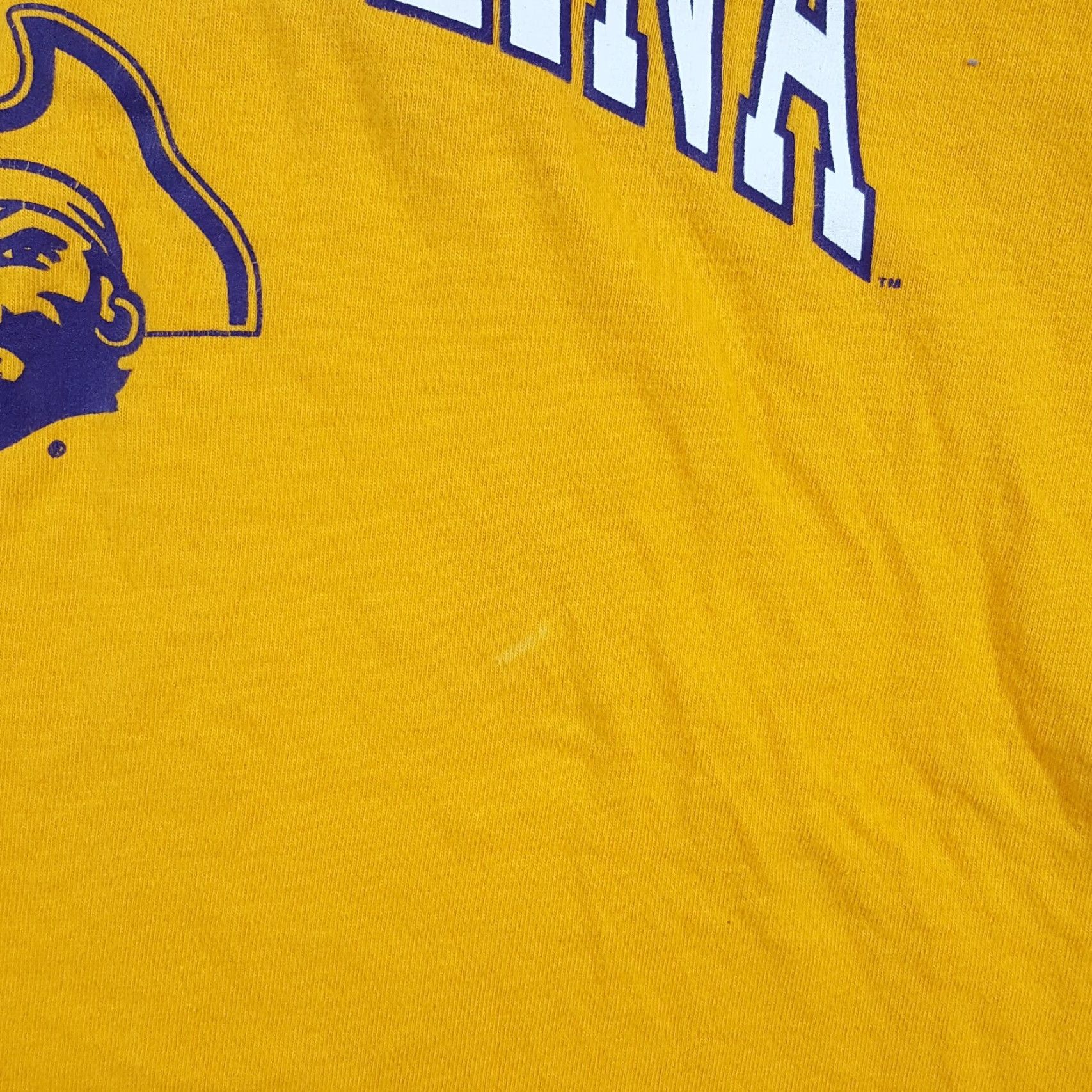 Vintage Vintage East Carolina Pirates NCAA Football T-Shirt Men Large Yellow College Retro 90s Y2K Size US L / EU 52-54 / 3 - 4 Thumbnail