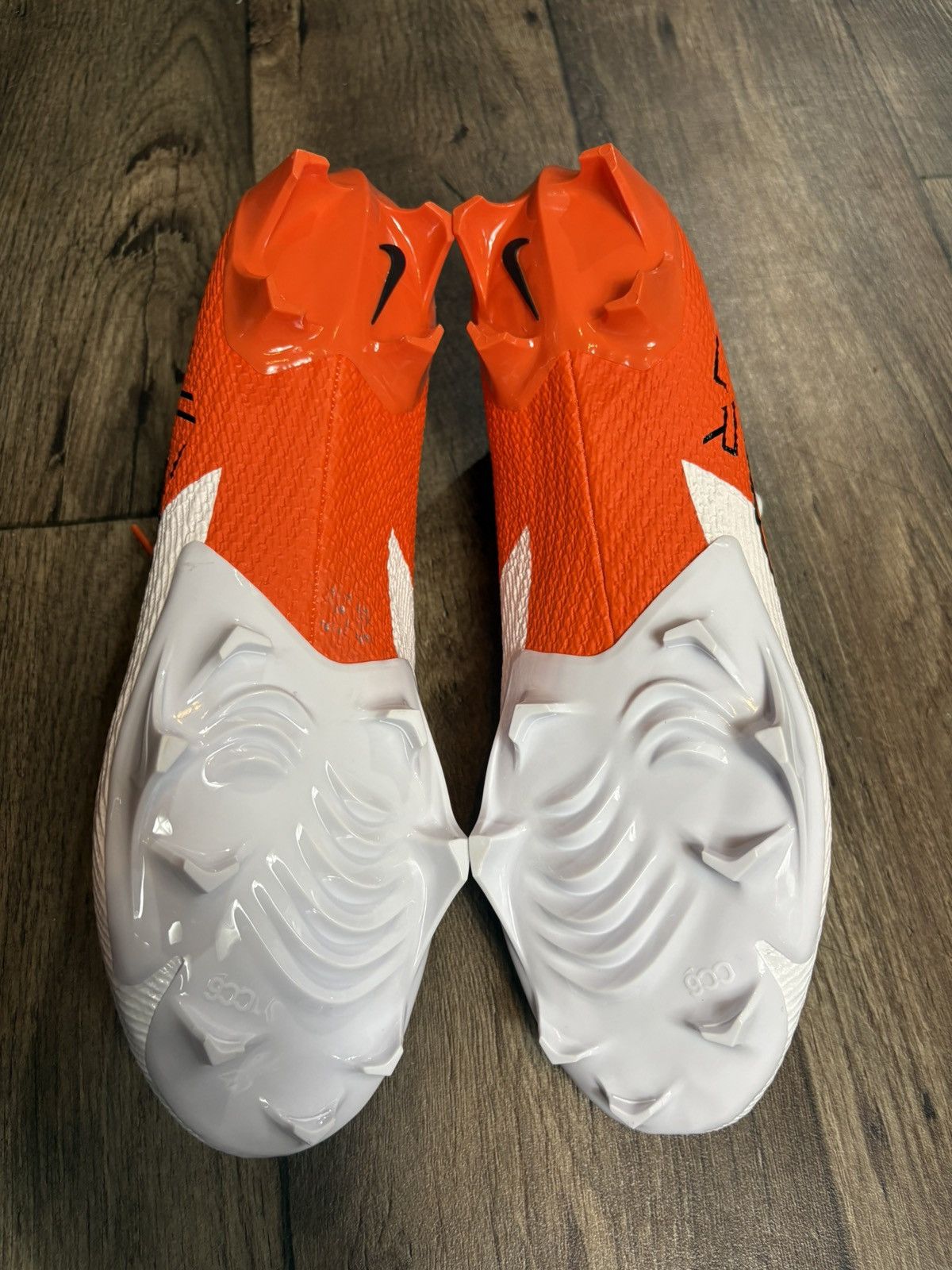 Nike Nike Vapor Edge Speed 360 2 White Orange Men 14 FQ4045-100 Size US 14 / EU 47 - 6 Thumbnail