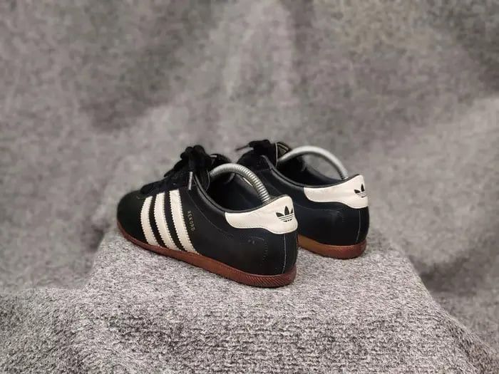 Adidas Vintage Adidas Originals Rekord Black Leather Sneaker Y2K Size US 6 / EU 39 - 7 Thumbnail