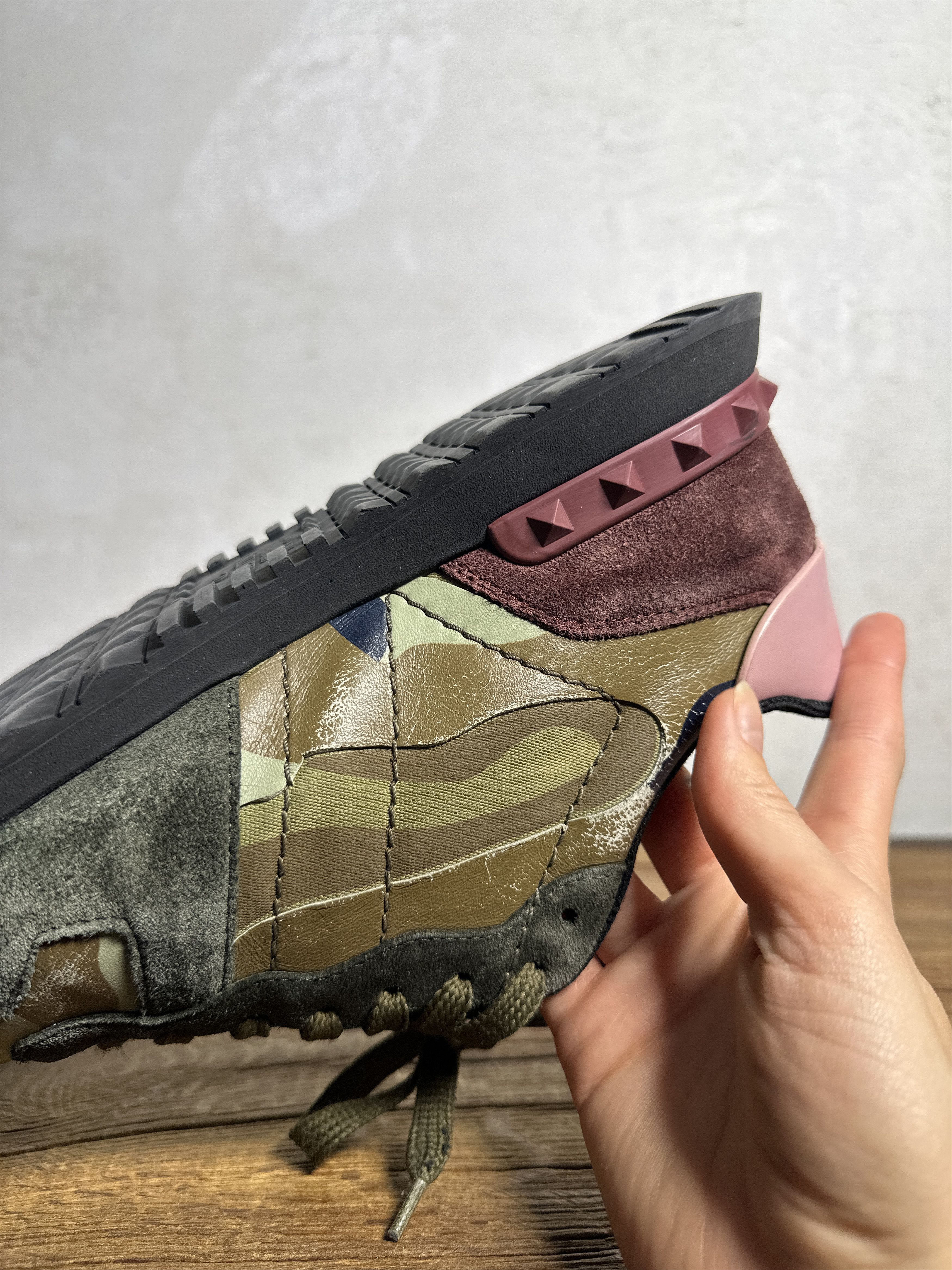 Valentino Valentino Garavani Khaki Pink Camouflage Rockrunner Sneakers Size US 10.5 / EU 43-44 - 14 Thumbnail