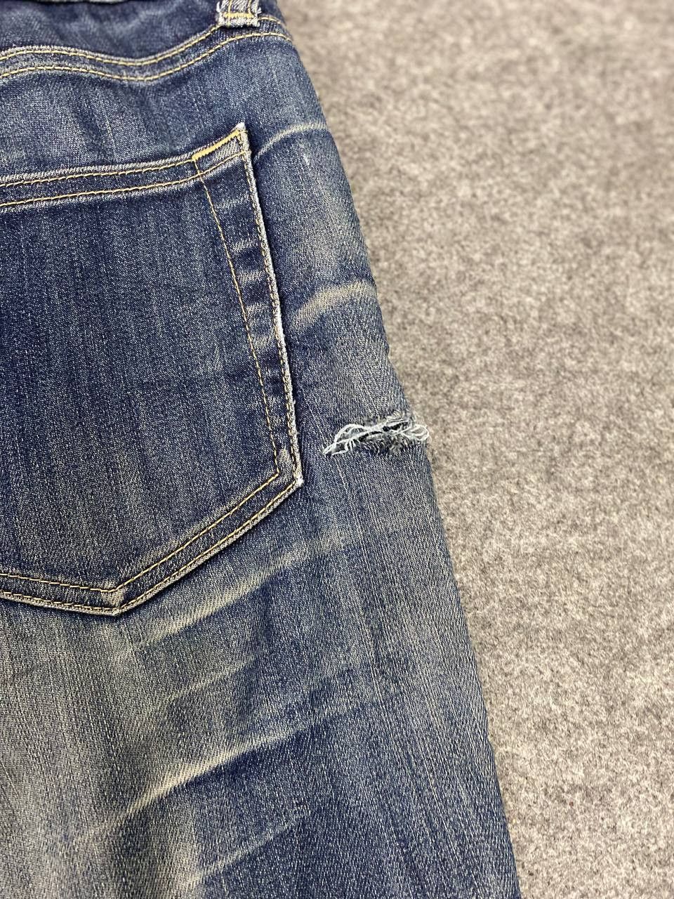 Japanese Brand uniqlo regular fit bootcut high rise distressed denim Size US 31 - 5 Thumbnail