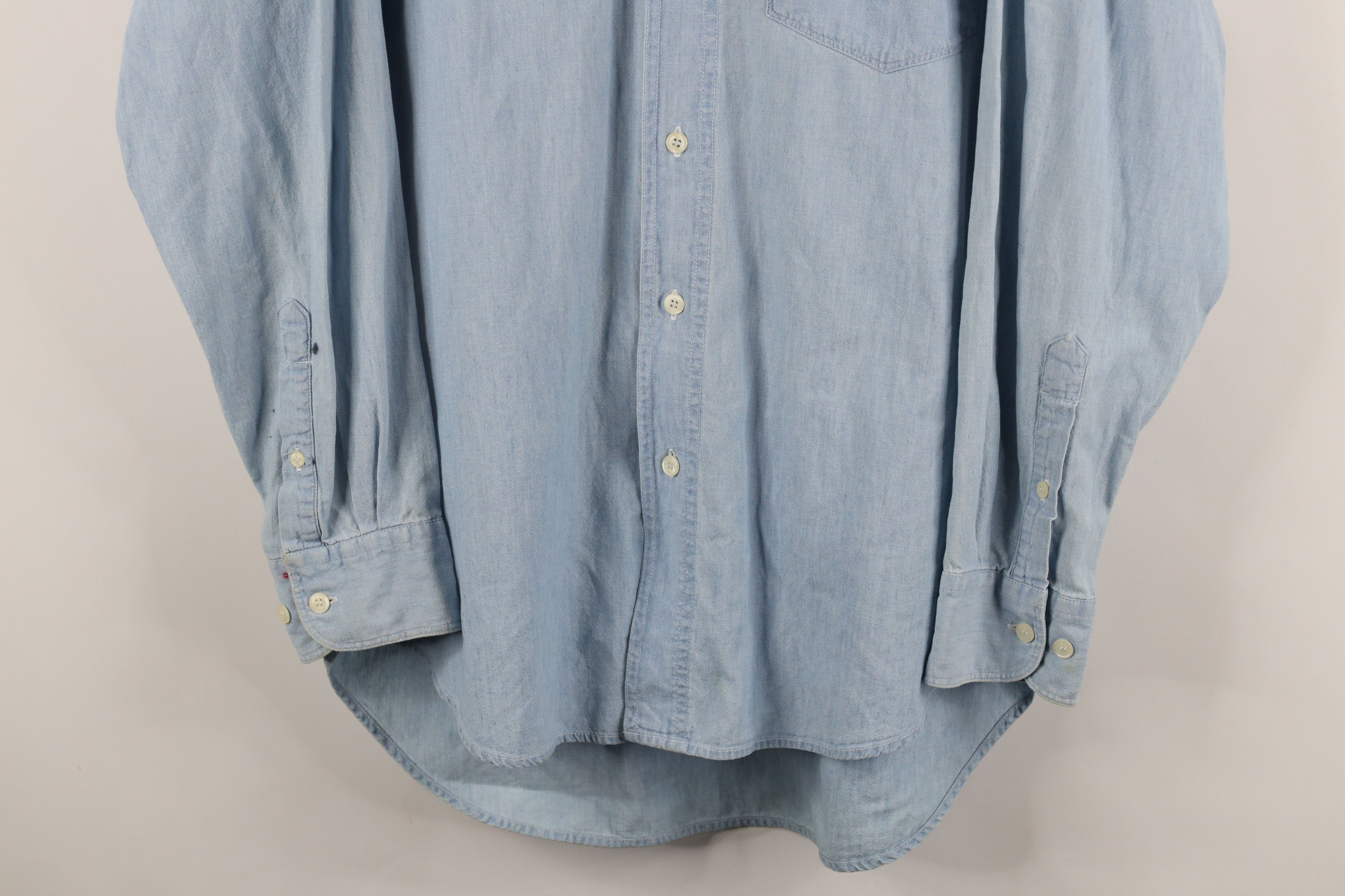 Gap × Vintage Vintage 90s Gap Denim Jean Collared Button Down Shirt Size US M / EU 48-50 / 2 - 3 Thumbnail