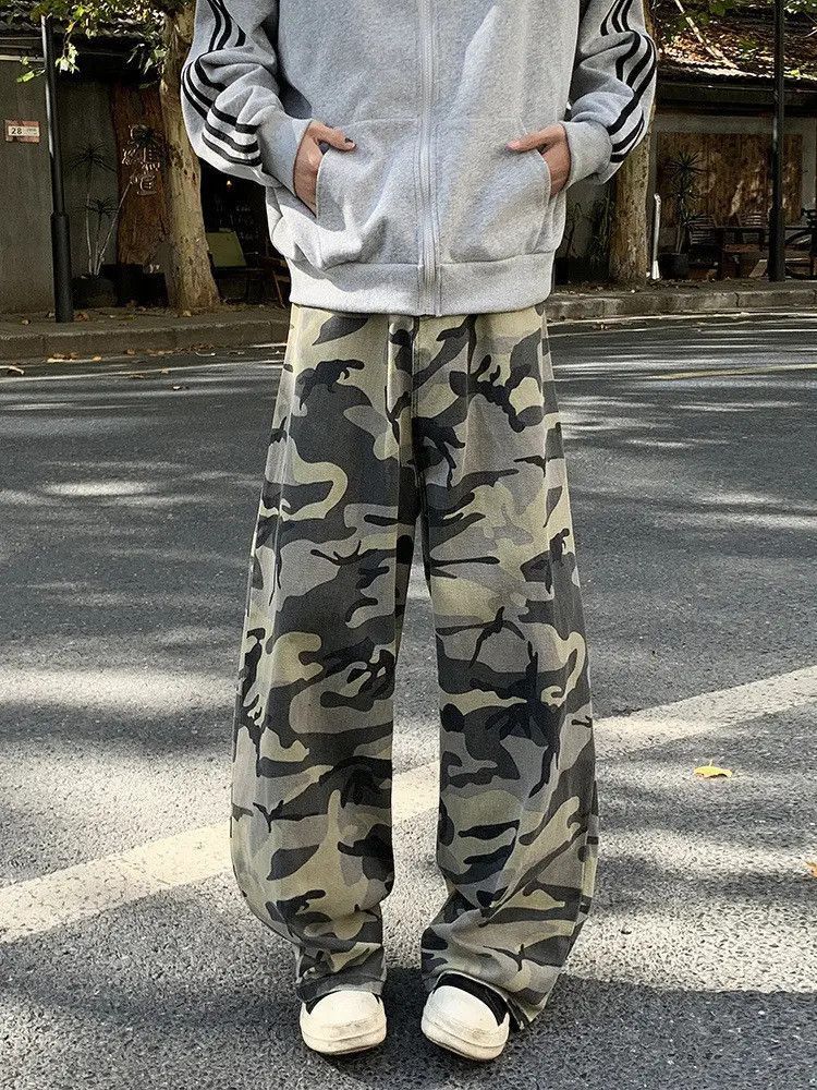 Japanese Brand Retro loose camouflage straight leg jeans Size US 32 / EU 48 - 2 Thumbnail