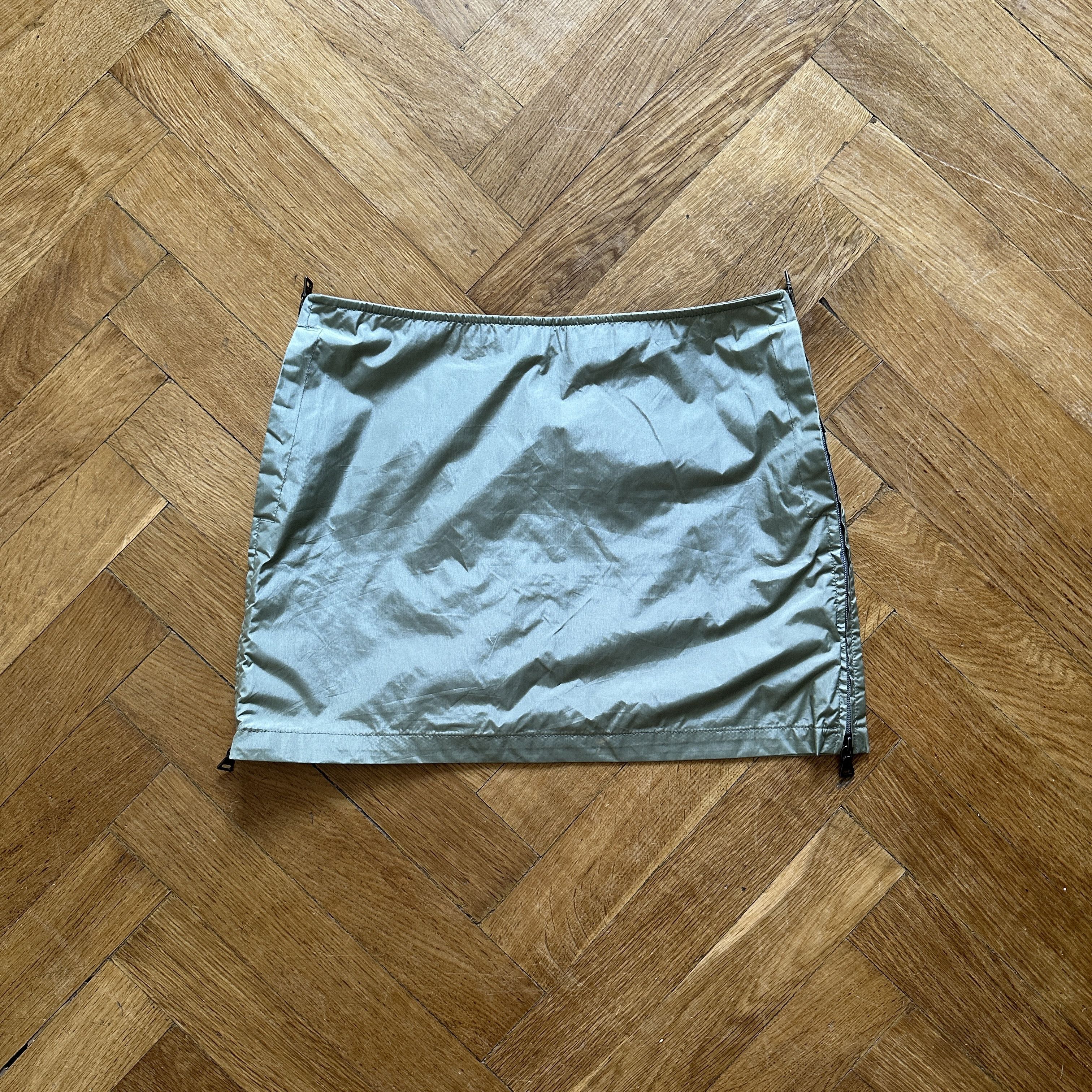 Prada Sport SS99 Sidezip Nylon Skirt Size 28" / US 6 / IT 42 - 2 Thumbnail