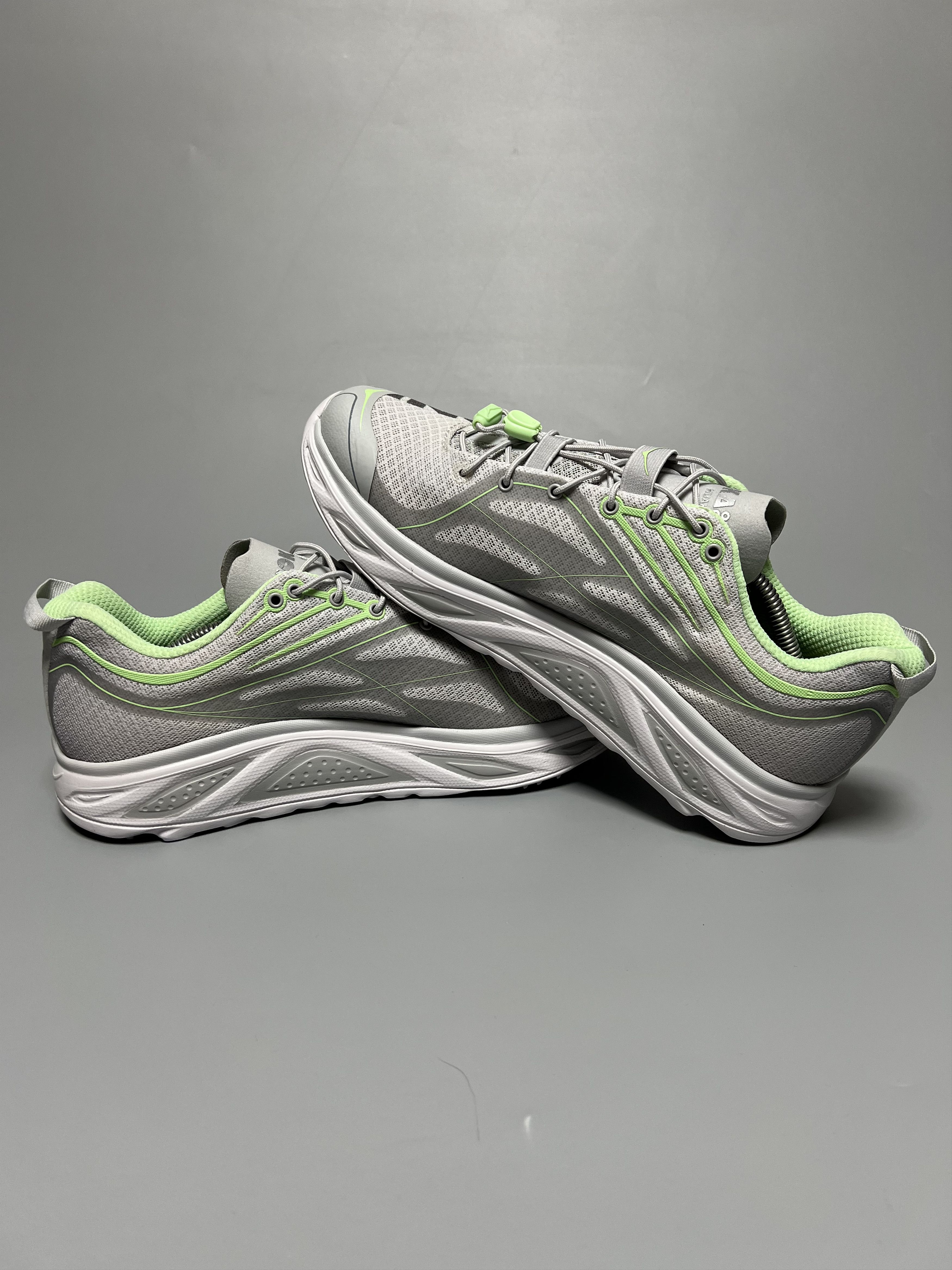 Hoka Hoka Huaka Origins Comfort Walking Shoes Sneakers Travel Size US 10 / EU 43 - 5 Thumbnail