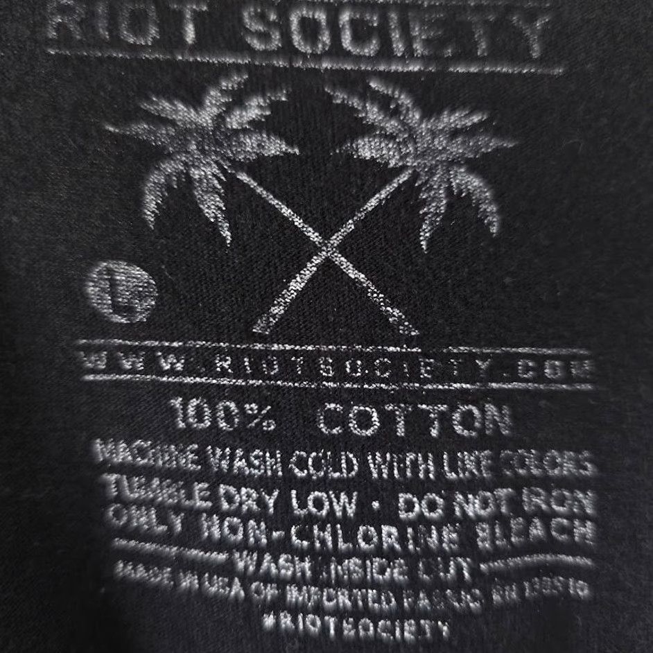 Vintage Riot Society Bear Red Solo Cup T Shirt Mens Large Black Rainbow Made In USA Size US L / EU 52-54 / 3 - 5 Thumbnail