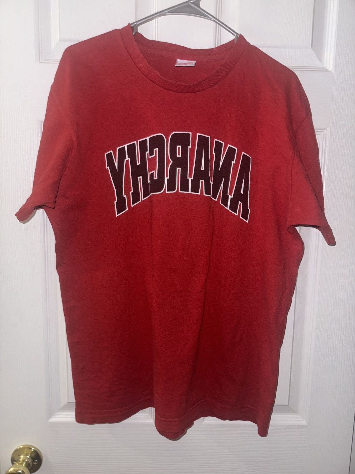 Supreme Supreme anarchy tee Size US L / EU 52-54 / 3 - 2 Thumbnail