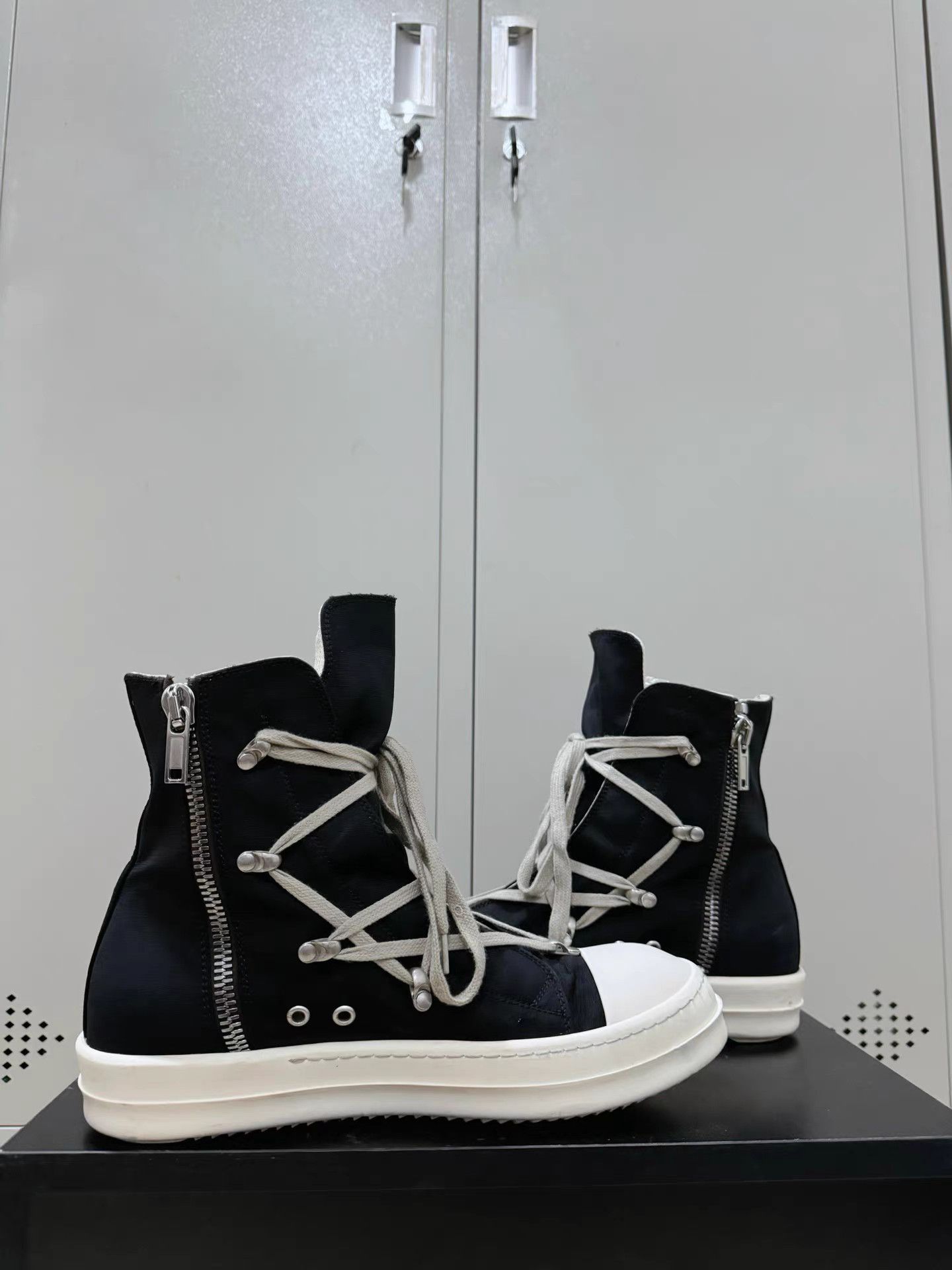 Rick Owens Rick Owens Drkshdw pentagram Converse high-top sneakers Size US 8 / EU 41 - 6 Thumbnail