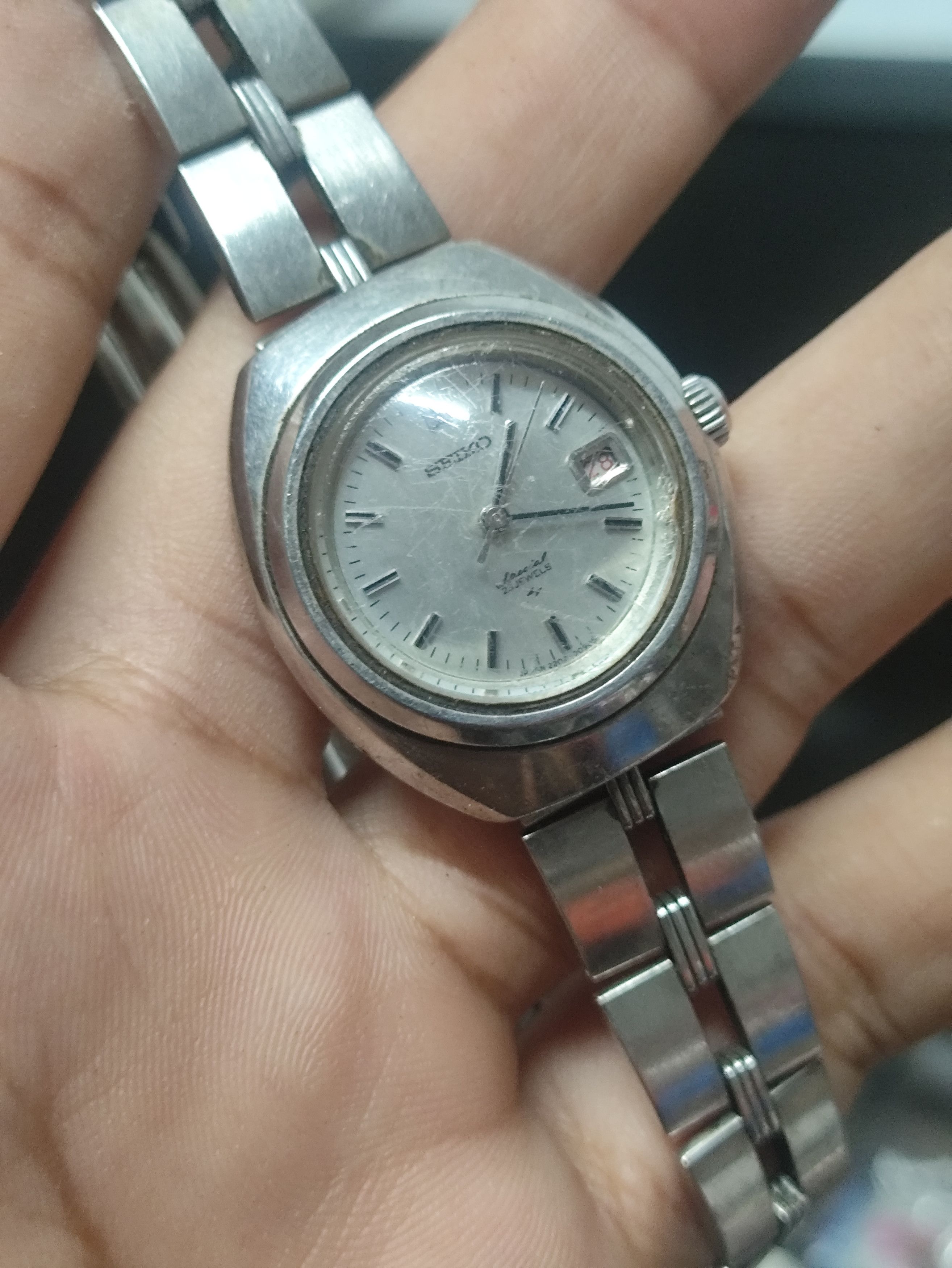 Seiko Retro Seiko Automatic Watch, JAPAN ENGINE (need Service) Size ONE SIZE - 5 Thumbnail
